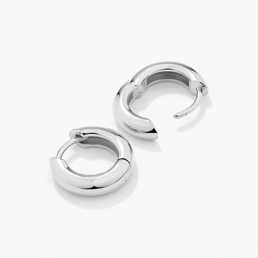 Stylish Mini Curve Hoop Earrings in Sterling Silver - Perfect for Everyday Wear & Special Occasions