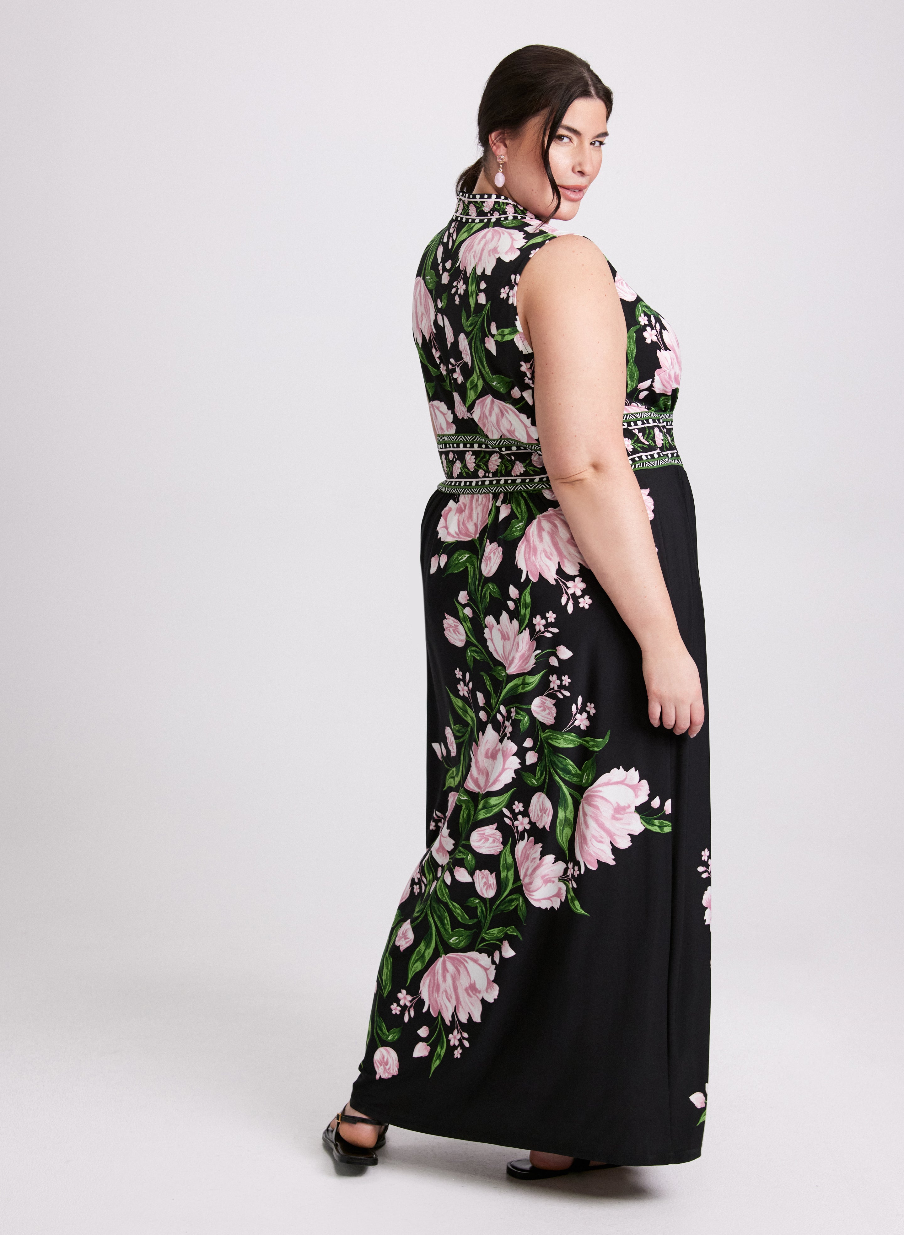 Elegant Floral Maxi Dress for Women - Summer Boho Long Flowy Dress with Pockets - Perfect for Beach, Vacation, and Casual Outings