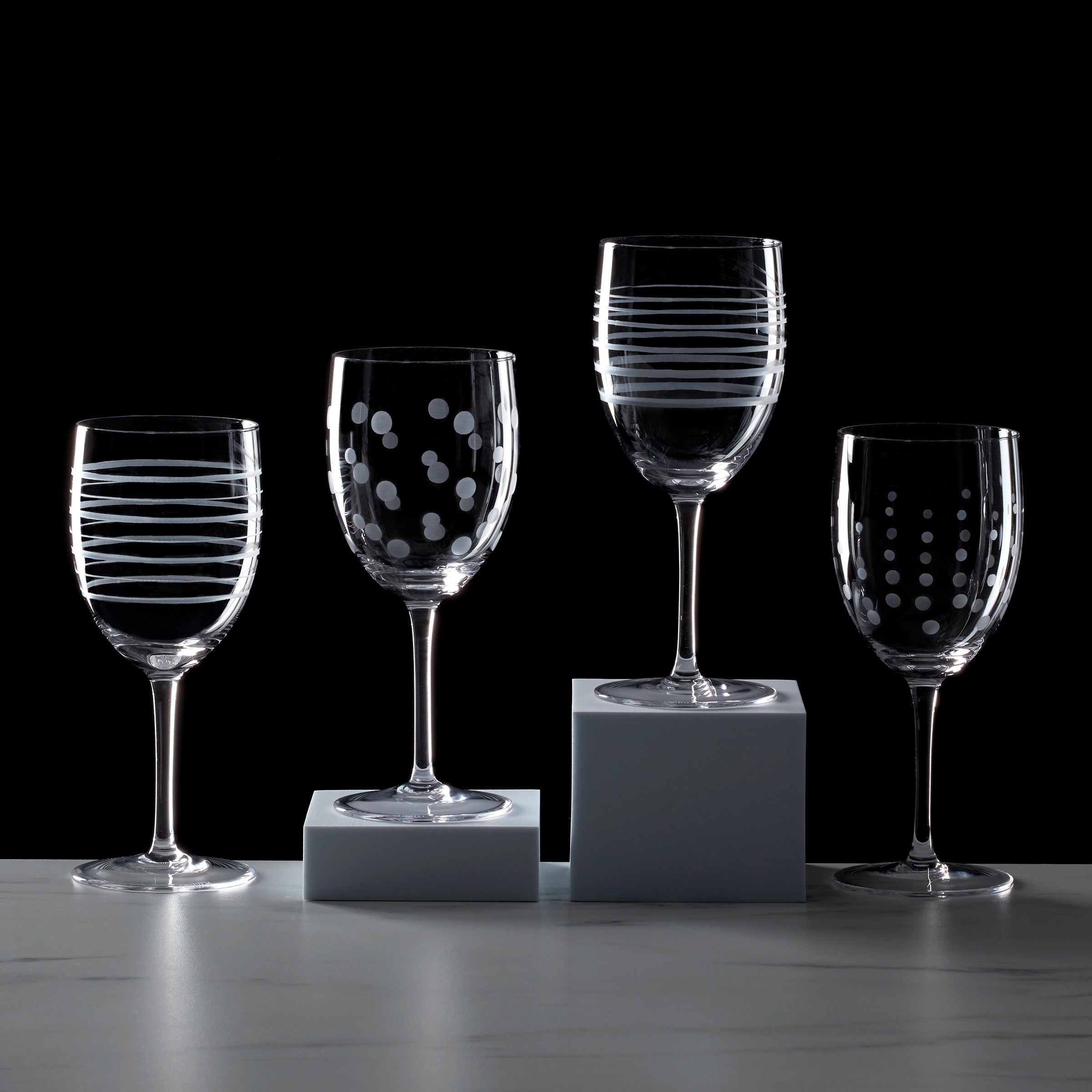 Premium Mingle Wine Glasses Set of 4 - Elegant Stemware for Red & White Wine - Perfect for Dinner Parties, Weddings & Home Entertaining