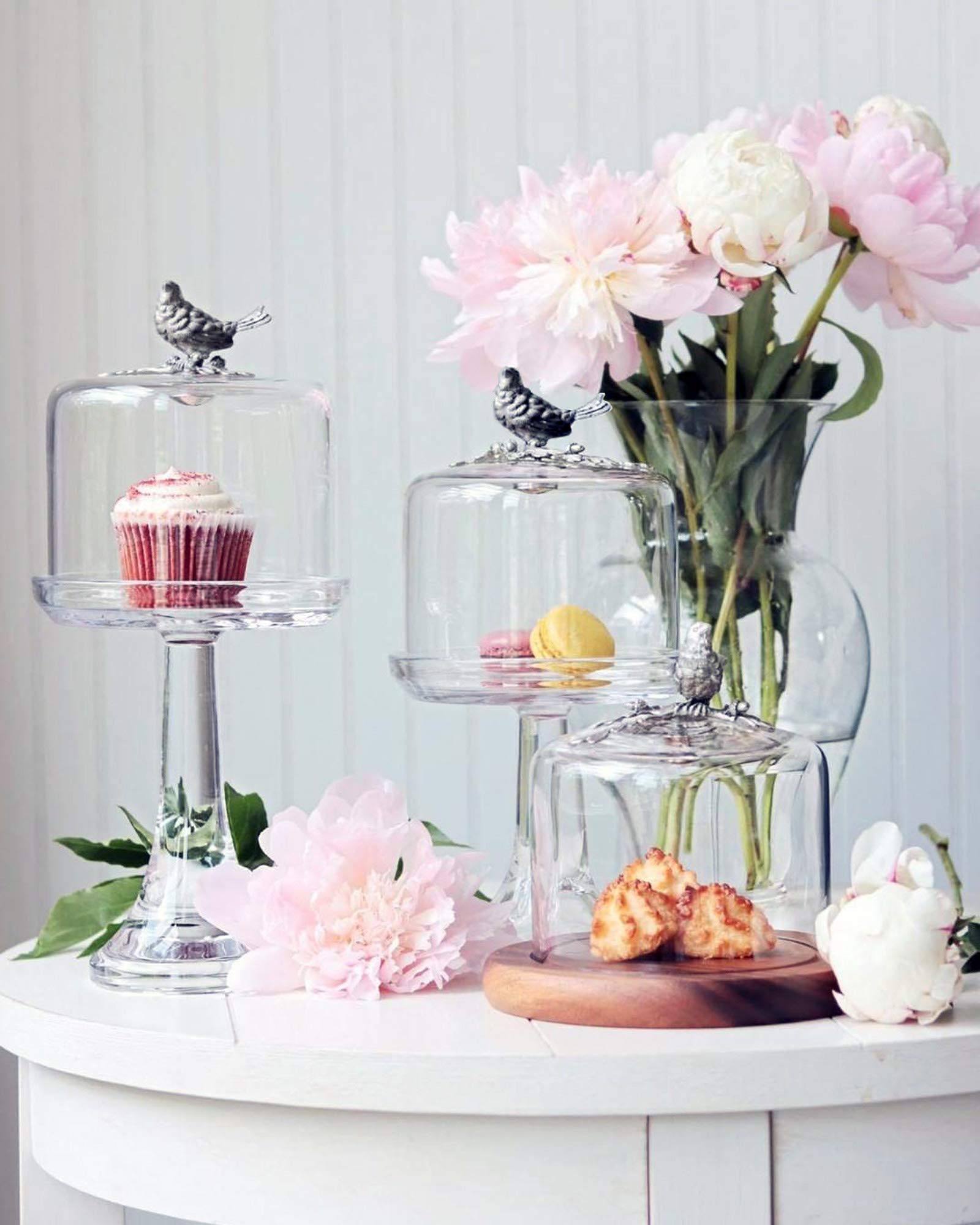 Vagabond House 6-Inch Hand-Blown Glass Cheese Dome with Pewter Songbird Knob - Perfect for Dessert Display, Cupcake Stand & Cheese Serving - Elegant Table Centerpiece for Parties & Dining