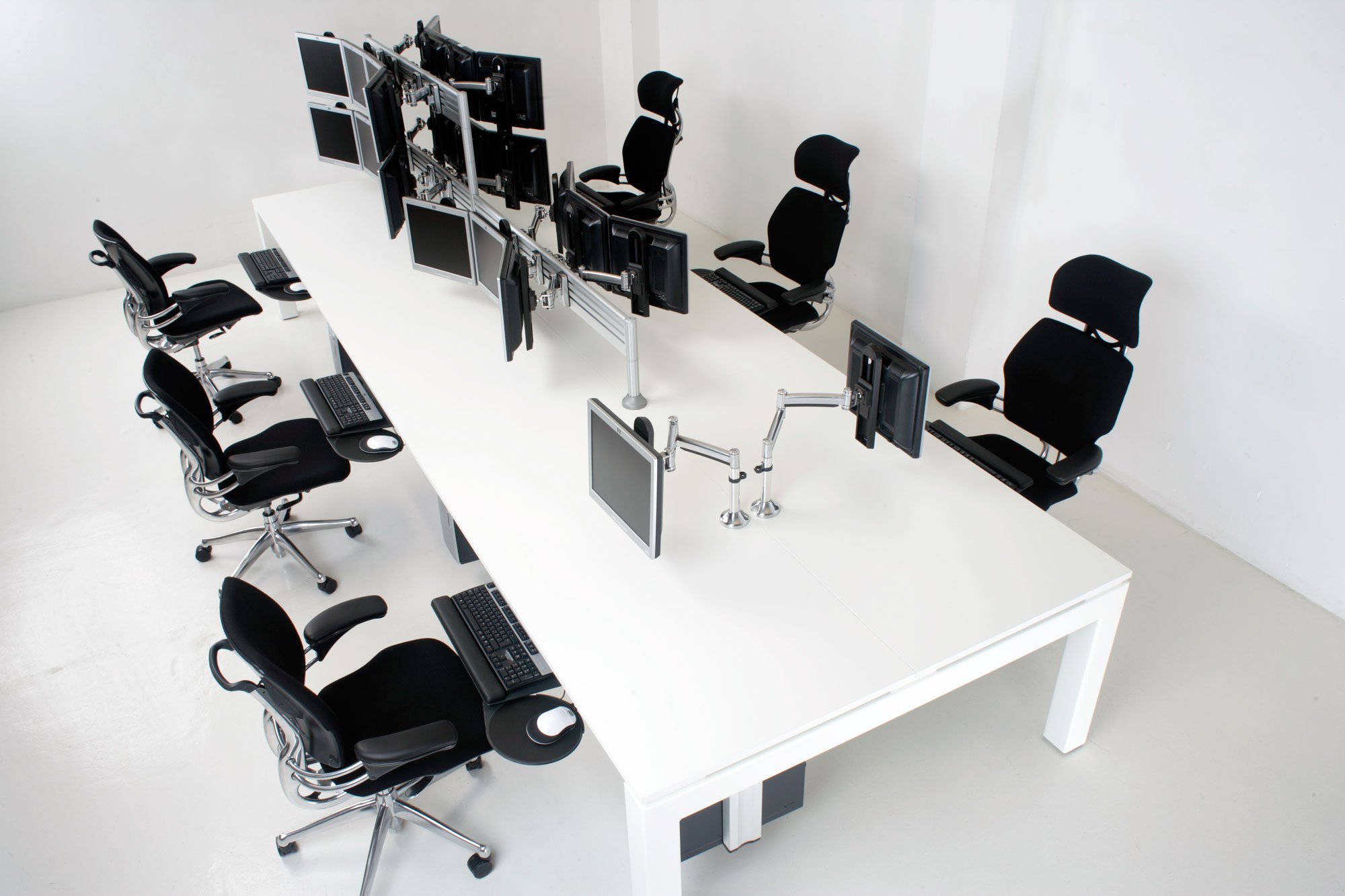 Humanscale Freedom Ergonomic Office Chair with Headrest - Adjustable Arms & Wheels for Carpet - Perfect for Home & Office Workspaces