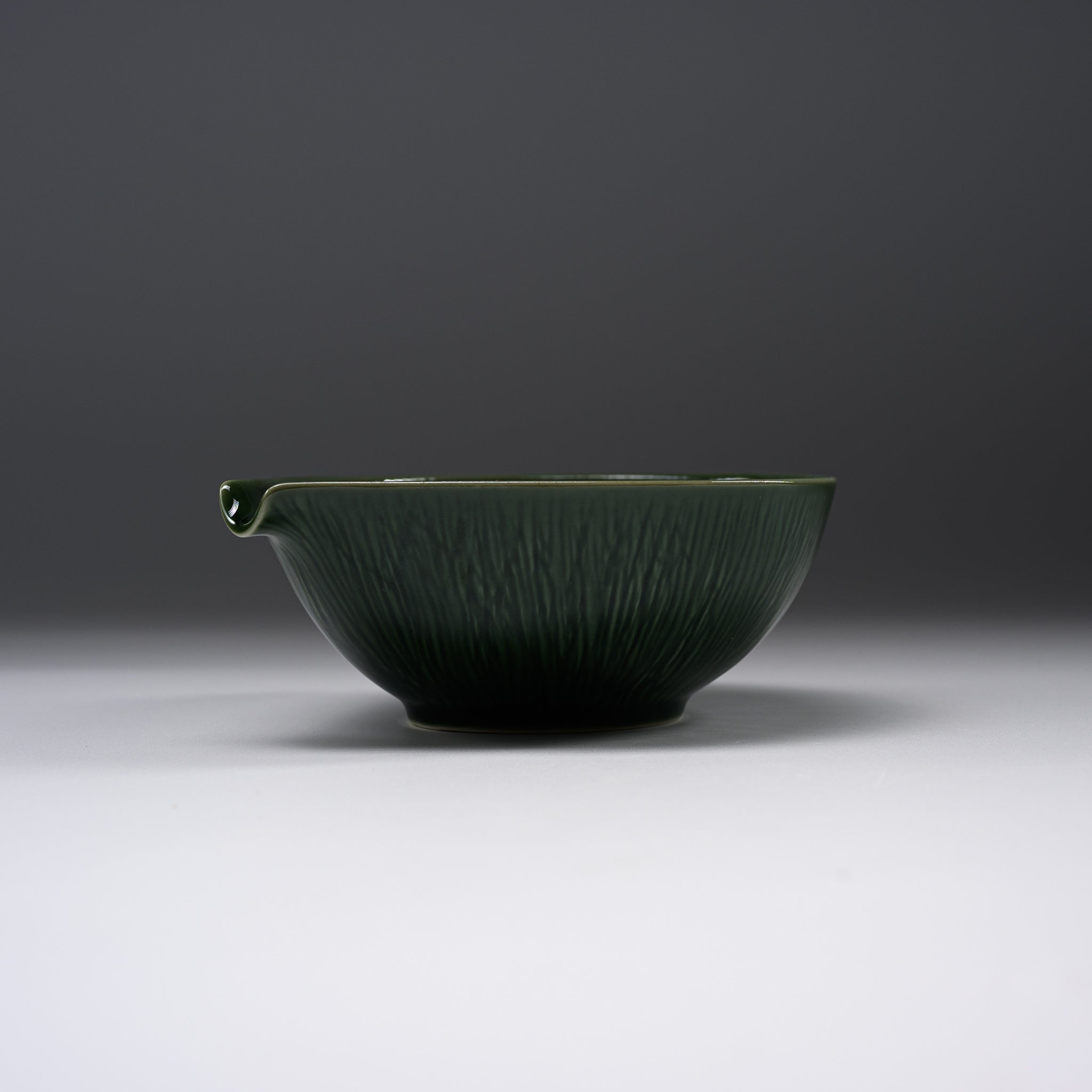 MIYAMA Spout Sauce Bowl - 15.5cm Ceramic Dipping Dish with 2 Color Options | Perfect for Soy Sauce, Dressings & Condiments | Mino Ware Japanese Tableware for Sushi, Dumplings & Asian Cuisine