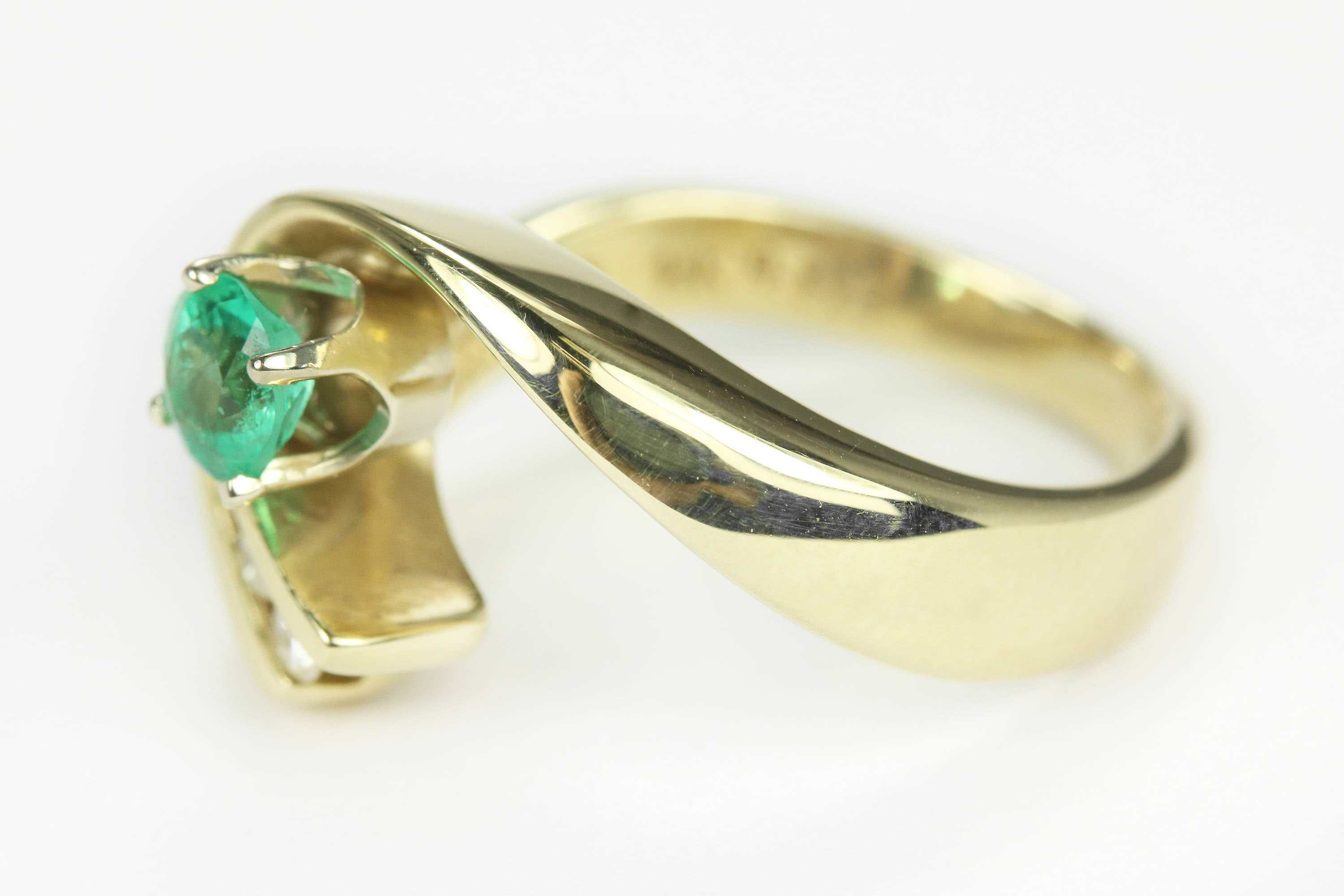 0.60 Carat Natural Emerald and Diamond Modern Ring in 14K Gold - Elegant Free Form Design for Women's Everyday Wear & Special Occasions