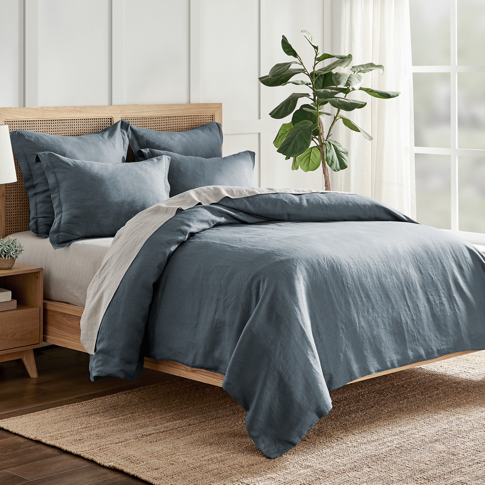 Premium Washed Linen Duvet Cover Set - Breathable & Soft 100% Natural Flax Fabric - Queen Size Bedding for Summer & All Seasons - Perfect for Cozy Bedrooms, Guest Rooms & Vacation Homes
