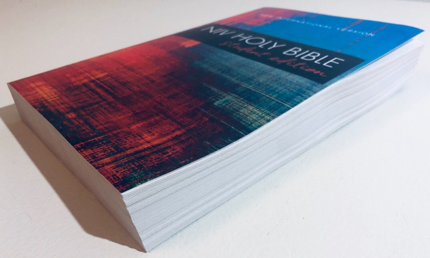 NIV Outreach Bible [Student Edition] by Zondervan - Paperback, 2017 | Easy-to-Read Bible for Teens & Young Adults | Perfect for School, Church & Personal Study
