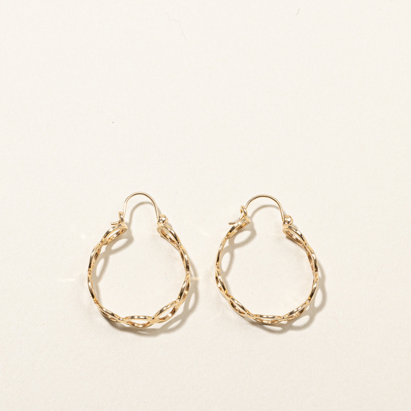 Textured Hoop Earrings for Women - Trendy Gold & Silver Chunky Hoops - Boho Chic Statement Jewelry for Everyday Wear & Special Occasions