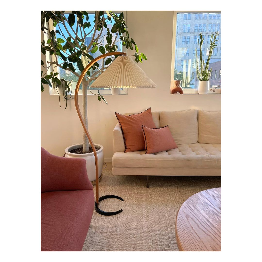Modern Caprani Floor Lamp - Adjustable LED Standing Light for Living Room, Bedroom & Office - Warm White & Cool White Dimmable Lighting - Perfect for Reading, Relaxing & Decor