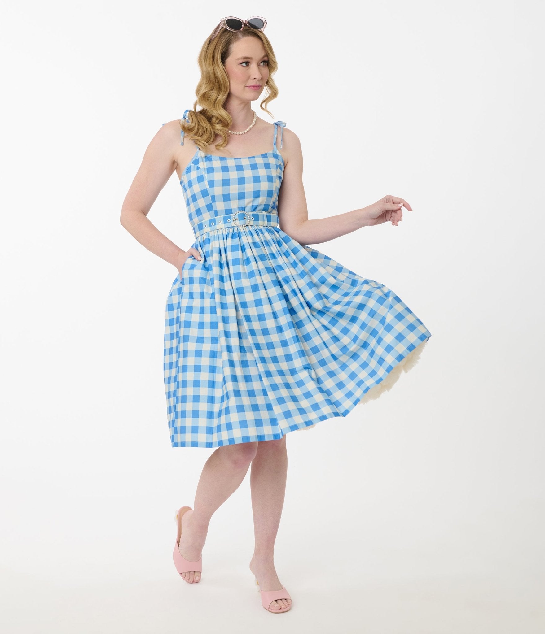 Vintage Blue & White Gingham Swing Dress - Retro 1950s Style Bobbie Dress for Women - Perfect for Tea Parties, Picnics & Vintage Fashion Lovers