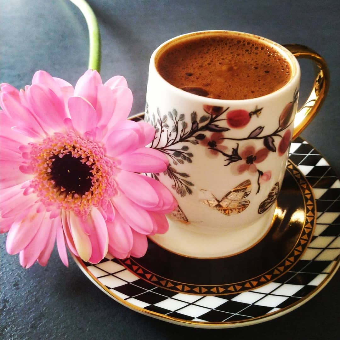 Premium Hafiz Mustafa 1864 Istanbul Turkish Coffee - Finest Ground Medium Roast Arabica Beans, Authentic Turkish Delight | Perfect Gift for Birthday, Christmas, Coffee Lovers | Enjoy at Home, Office or as a Traditional Turkish Treat