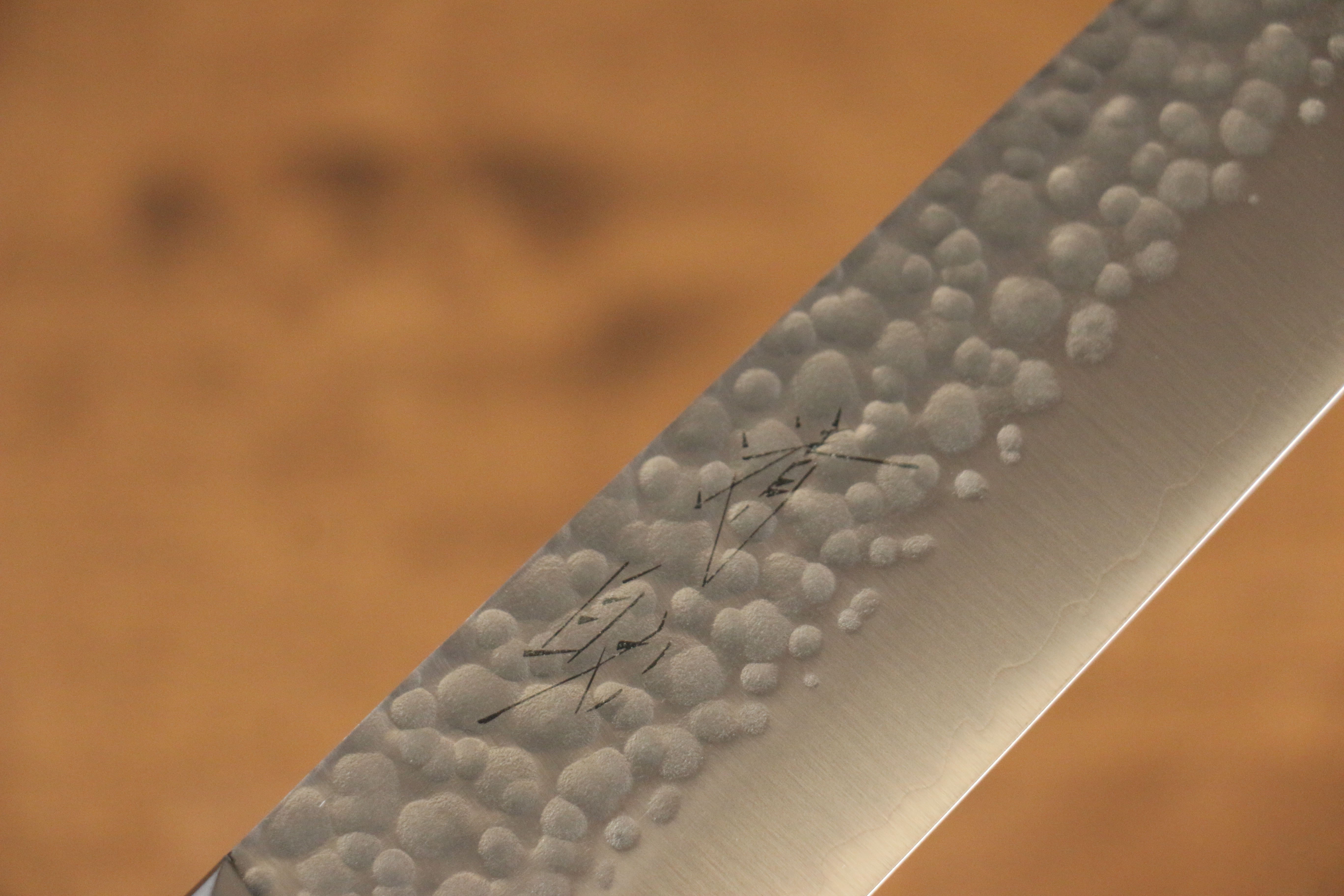Seisuke PRO J VG10 Hammered Chef Knife 210mm - Japanese Damascus Steel Slicer with Black Micarta Handle - Perfect for Sushi, Meat Cutting & Professional Kitchen Use