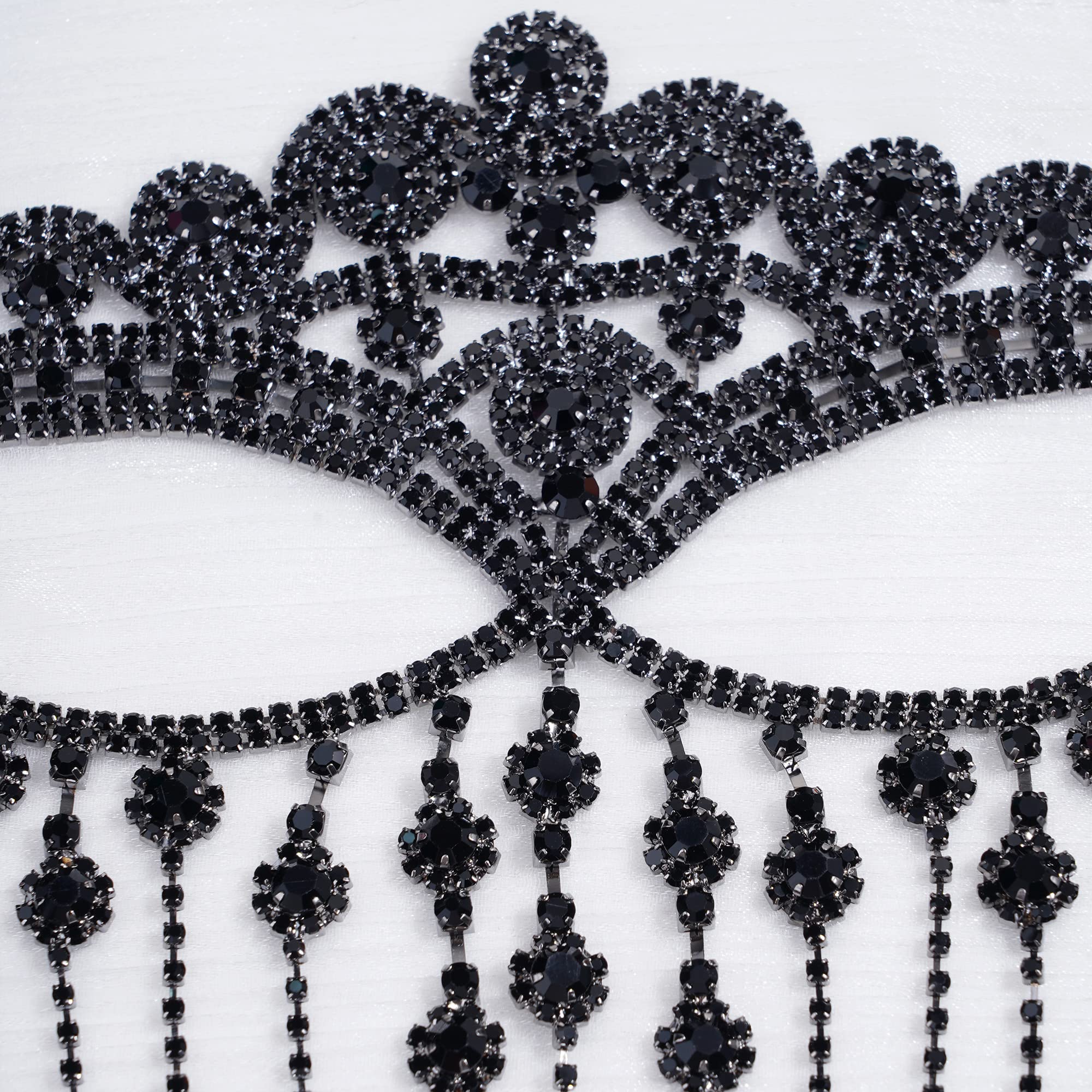 Sparkling Rhinestone Face Mask for Women - Elegant Crystal Face Chain Masquerade Mask | Perfect for Parties, Halloween, Cosplay & Special Events
