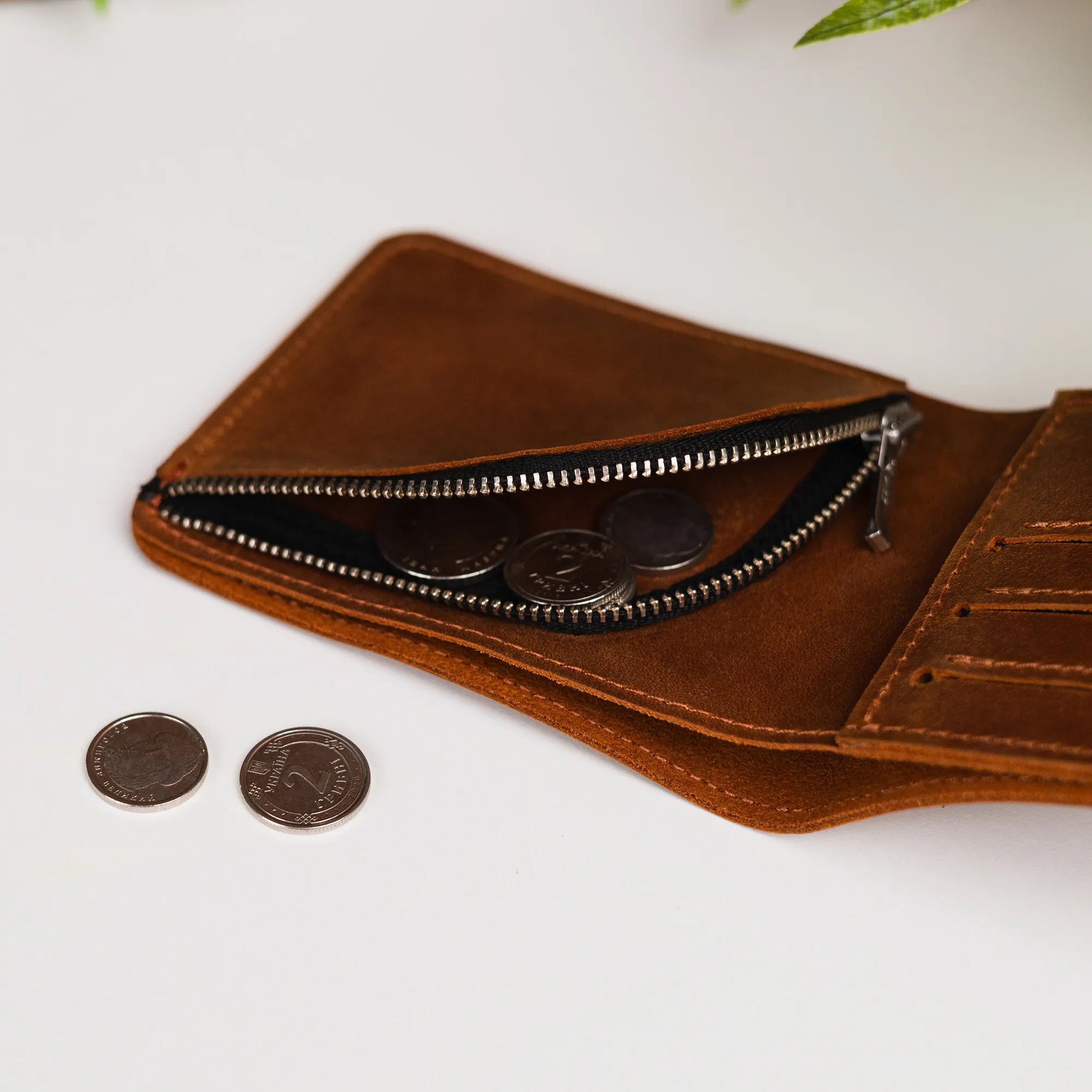 Personalized Leather Wallet for Men & Women - Custom Engraved RFID Blocking Bifold Wallet - Perfect Gift for Dad, Husband, Boyfriend - Ideal for Travel, Business & Everyday Use