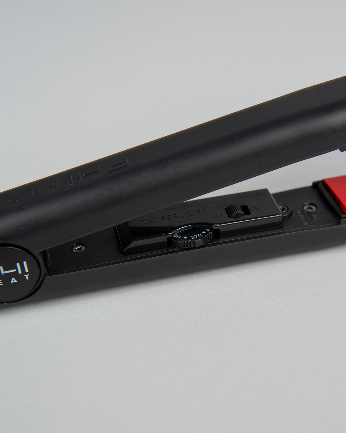 Platform Signature Pro Styler 1.75 Inch - Professional Hair Straightener & Curling Iron for Salon-Quality Styling at Home - Perfect for Smoothing, Waves, and Curls