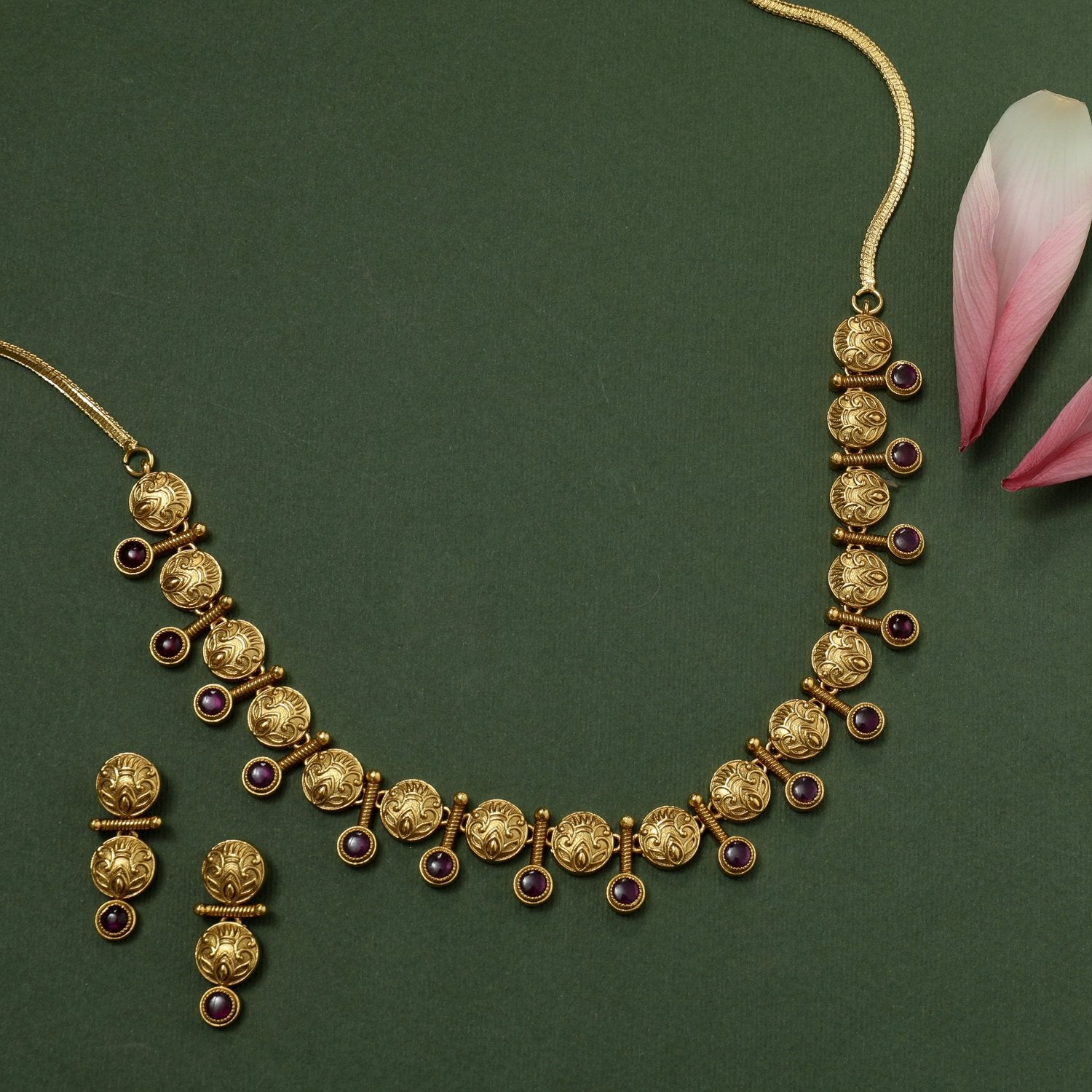 Antique Red Kempu Necklace Set for Women - Handmade Vintage Jewelry with Intricate Design - Perfect for Weddings, Parties & Special Occasions