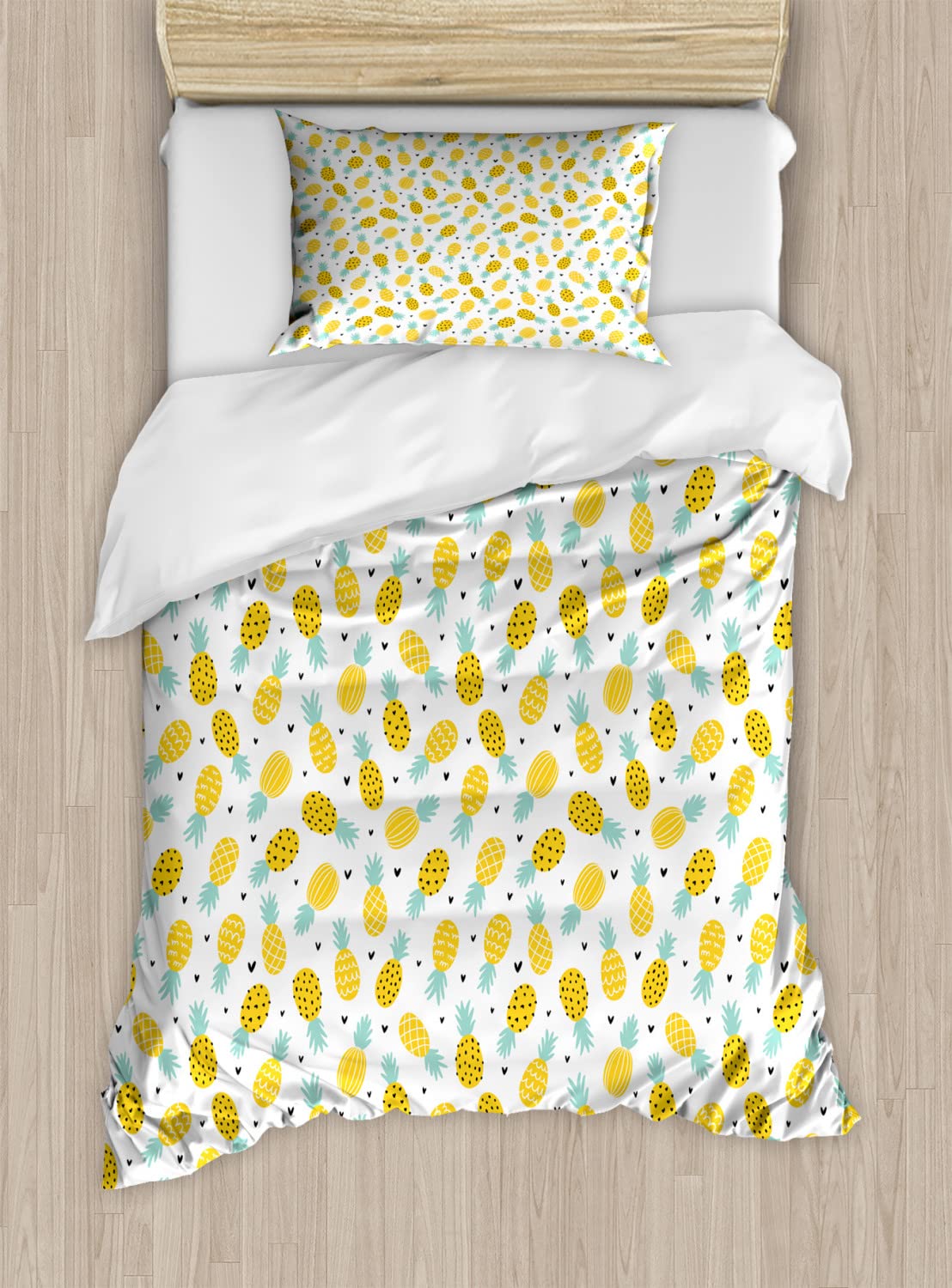 Ambesonne Exotic Duvet Cover Set - Hand Drawn Pineapple & Heart Doodle Summer Design, Queen Size 2-Piece Bedding Set with 4 Pillowcases, Yellow Sea Green Black | Tropical Bedroom Decor, Guest Room Upgrade, Summer Themed Home Accessories