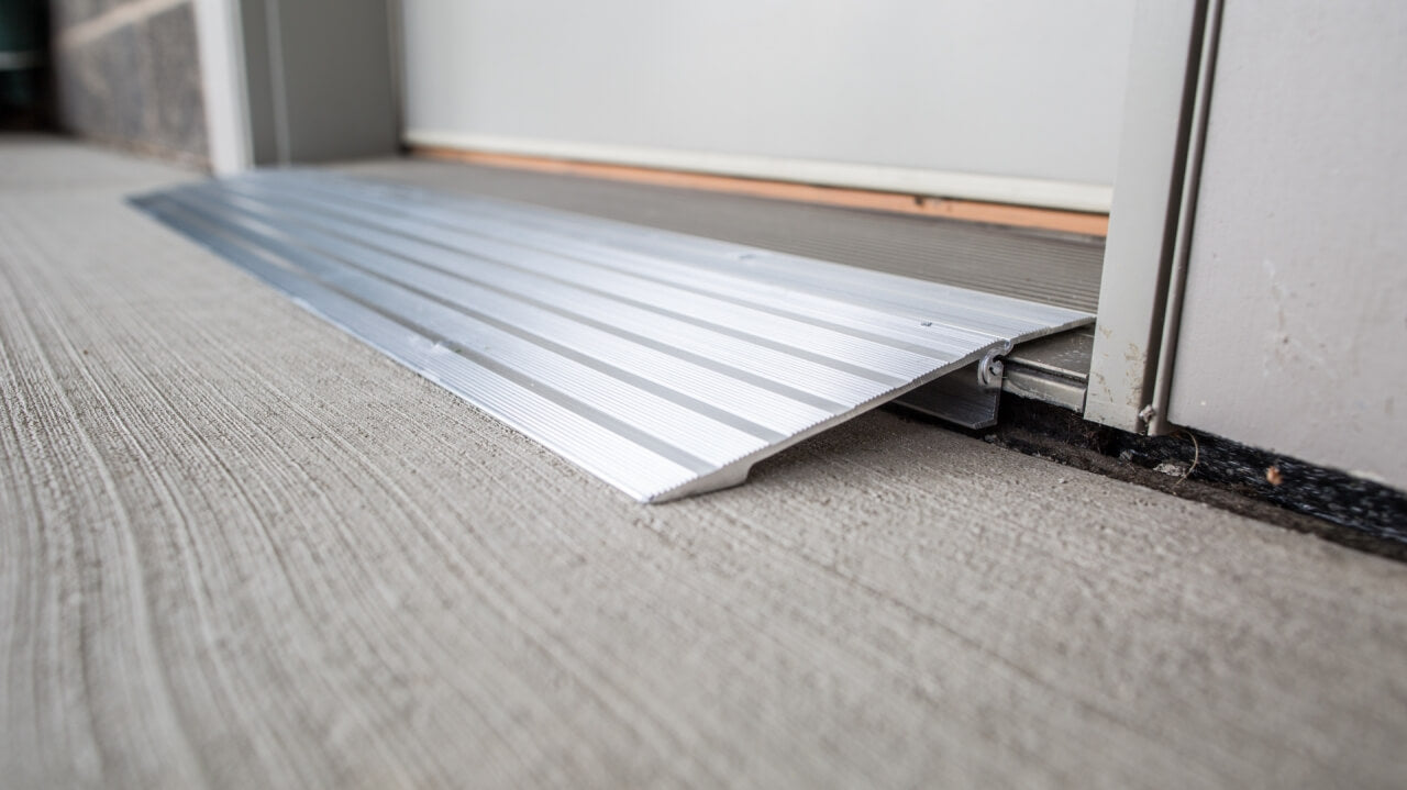 TRANSITIONS® Modular Entry Ramp - Lightweight Portable Wheelchair Ramp for Home & Vehicle Access - ADA Compliant Non-Slip Surface (Perfect for Seniors, Wheelchairs, Scooters & Mobility Assistance)