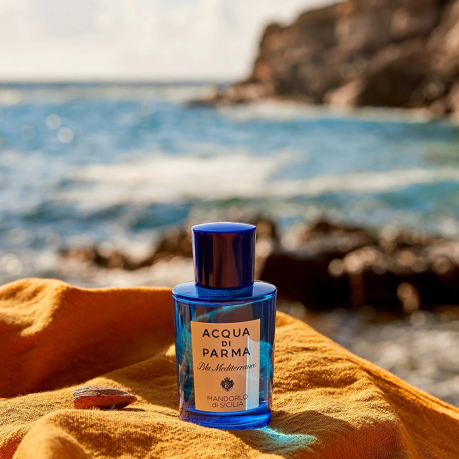 Acqua Di Parma Blu Mediterraneo Mandorlo di Sicilia Eau de Toilette - Almond & Vanilla Scent for Men & Women - Perfect for Summer Days & Romantic Evenings
