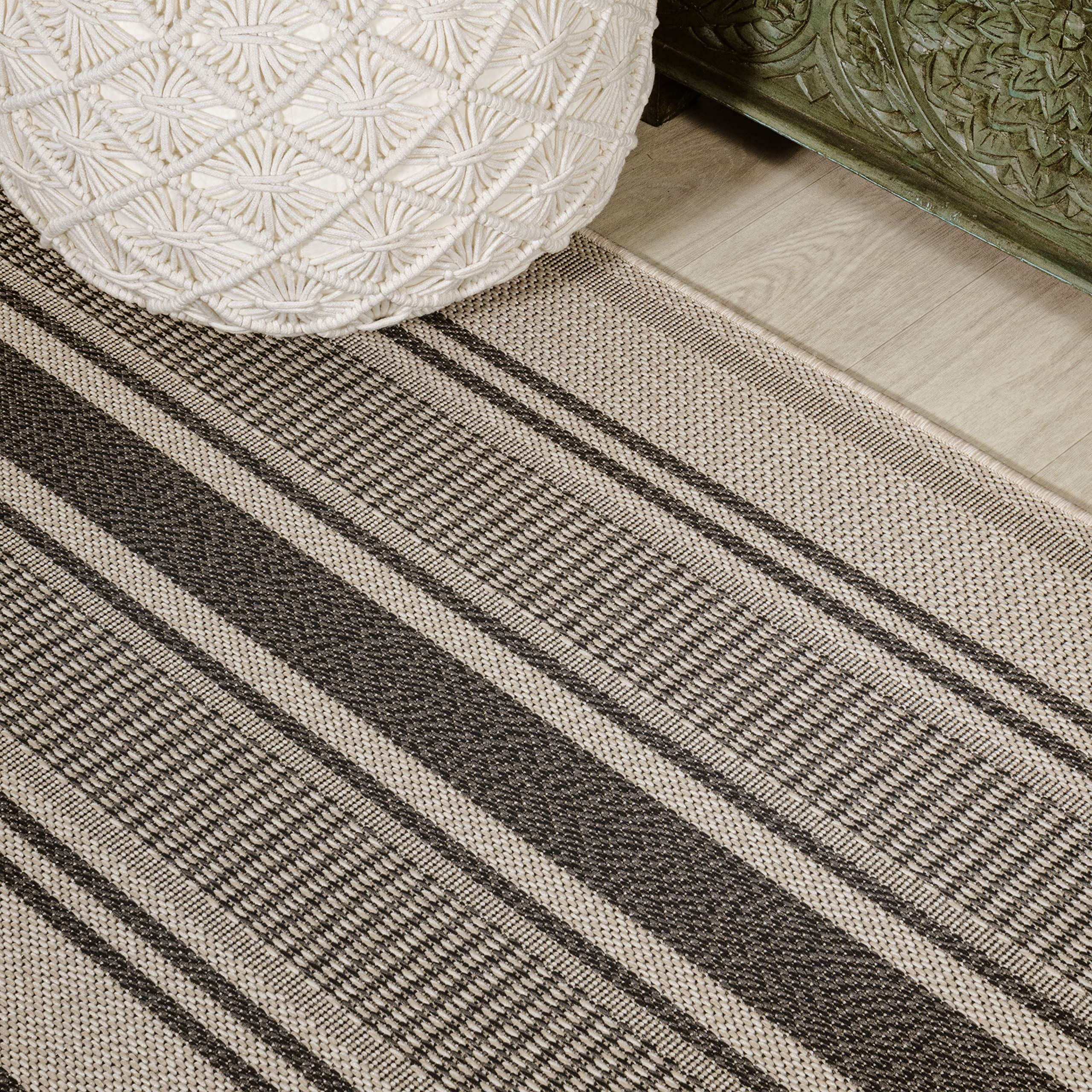 JONATHAN Y SMB202D-8 Modern Double Stripe Indoor/Outdoor Area Rug - Rustic Farmhouse Design, Easy to Clean, Non-Shedding, Black/Beige, 8' x 10' - Perfect for Bedroom, Kitchen, Backyard & Patio Decor