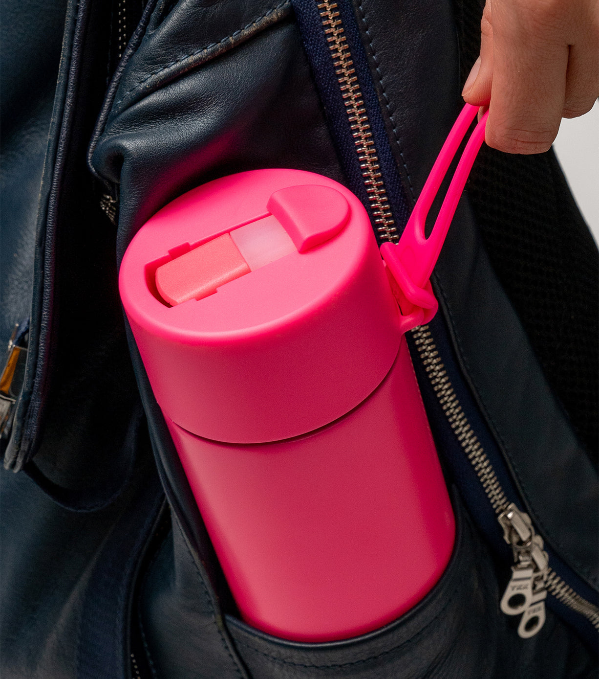Straw Flip Lid for Tumbler Cups - Leak-Proof & Durable Silicone Cover - Perfect for Travel, Gym, and Outdoor Activities