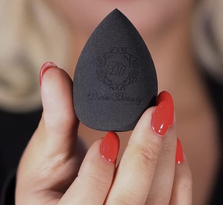 Premium Makeup Sponge for Flawless Blending - Soft Beauty Blender for Foundation, Concealer & Powder - Ideal for Professional & Everyday Makeup Application