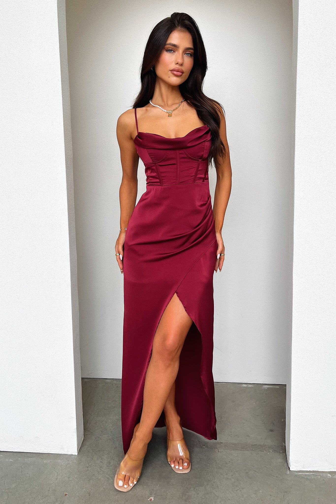 Aiana Women's Burgundy Dress - Elegant Long Sleeve Party Gown for Evening Events, Weddings & Special Occasions