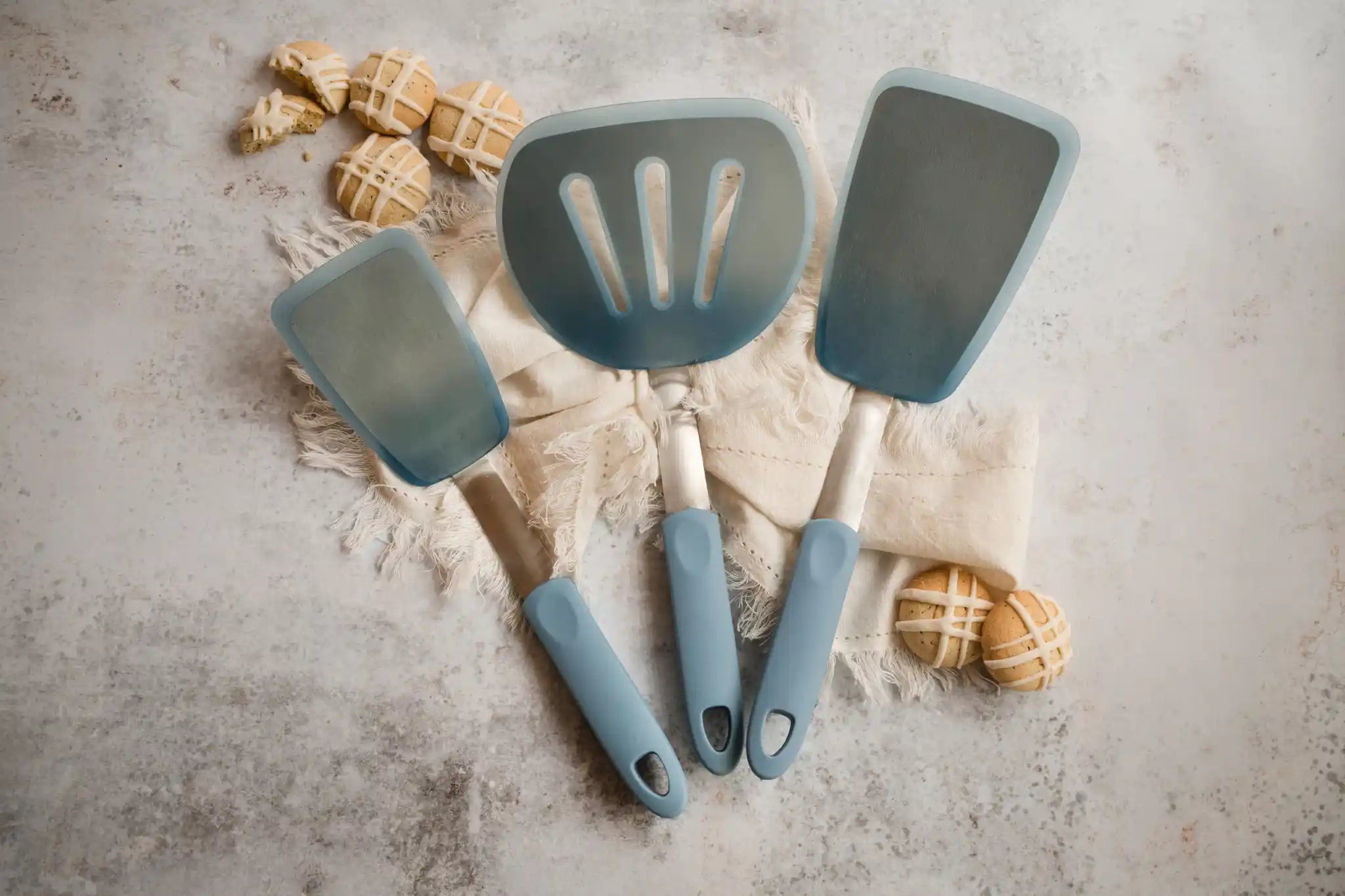 Ultra Thin Silicone Turner Set - Flexible & Non-Slip Kitchen Spatula for Flipping Pancakes, Eggs & Burgers - Perfect for Non-Stick Pans & Grilling