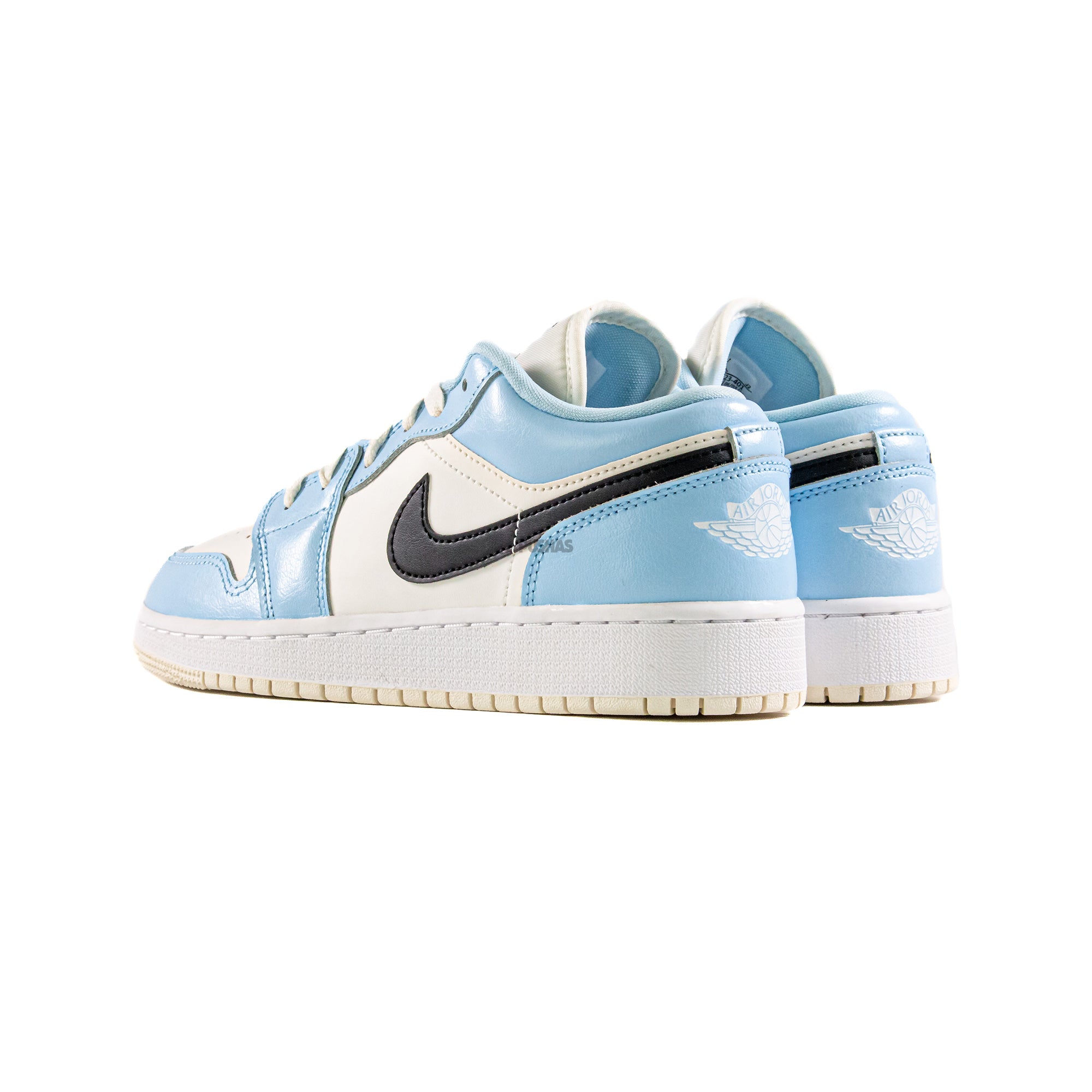 Air Jordan 1 Low 'Ice Blue Black' GS Sneakers for Girls (2022) - Lightweight Basketball Shoes for School, Sports & Casual Wear
