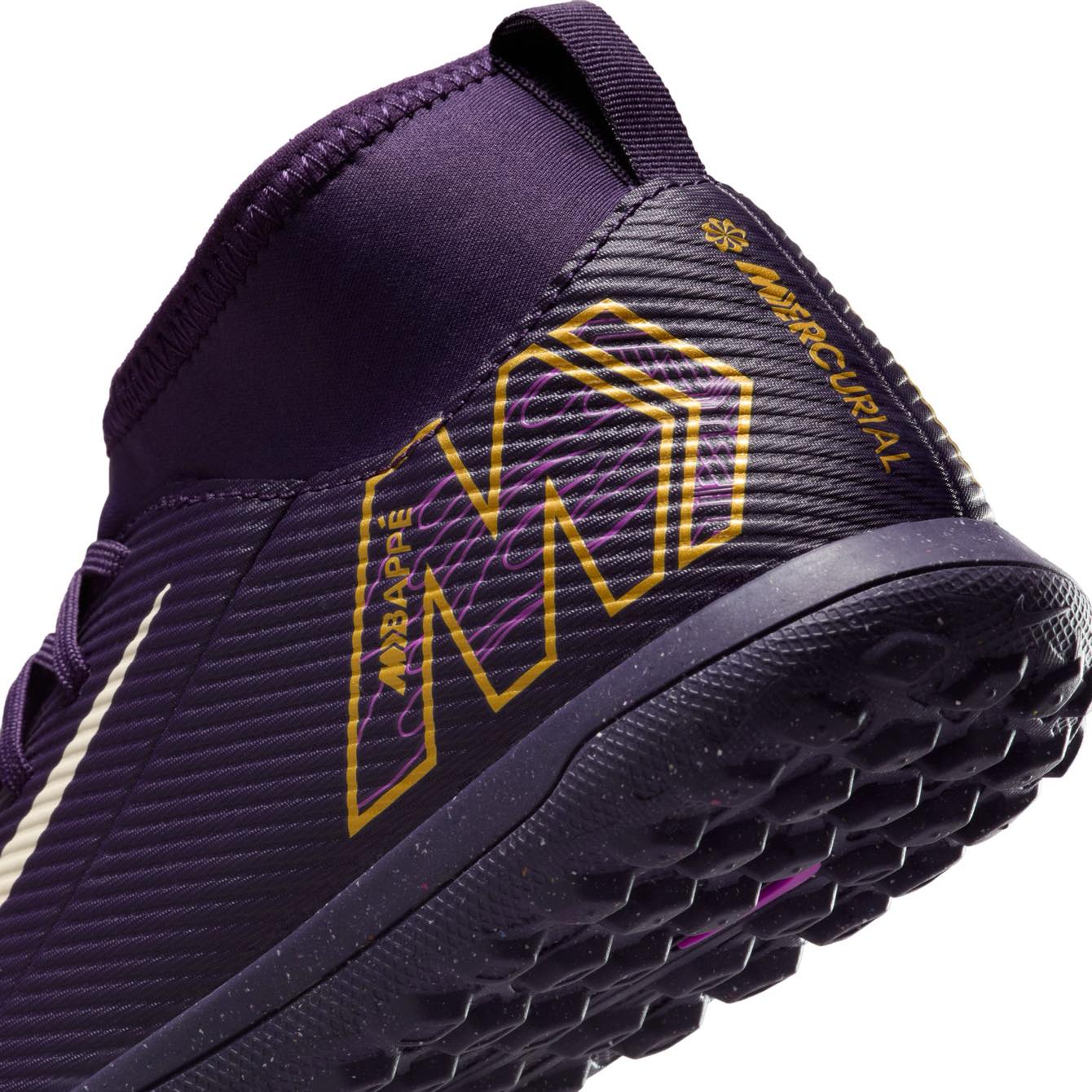 Nike Jr. Mercurial Superfly 10 Club Kylian Mbappé TF Soccer Cleats for Kids - Lightweight Football Shoes with Synthetic Leather for Indoor & Outdoor Training, Matches and Street Soccer