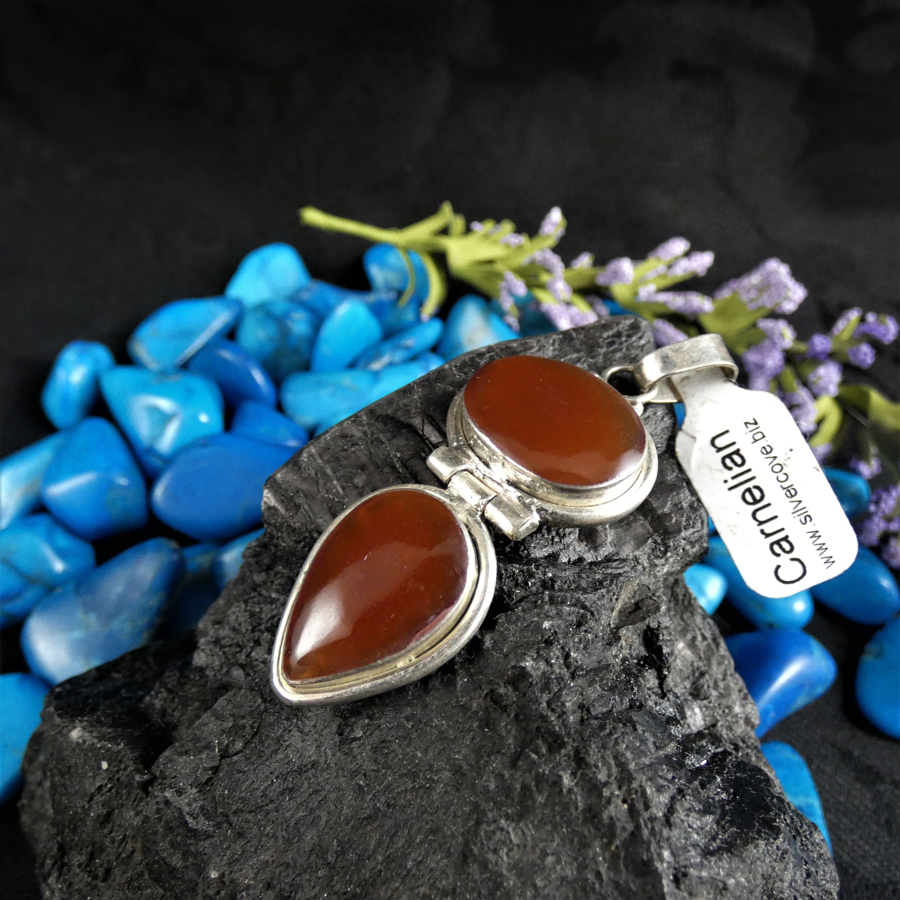 Natural Carnelian Gemstone Sterling Silver Pendant Necklace for Women - Elegant Healing Crystal Jewelry for Meditation, Energy Balance & Spiritual Gifts
