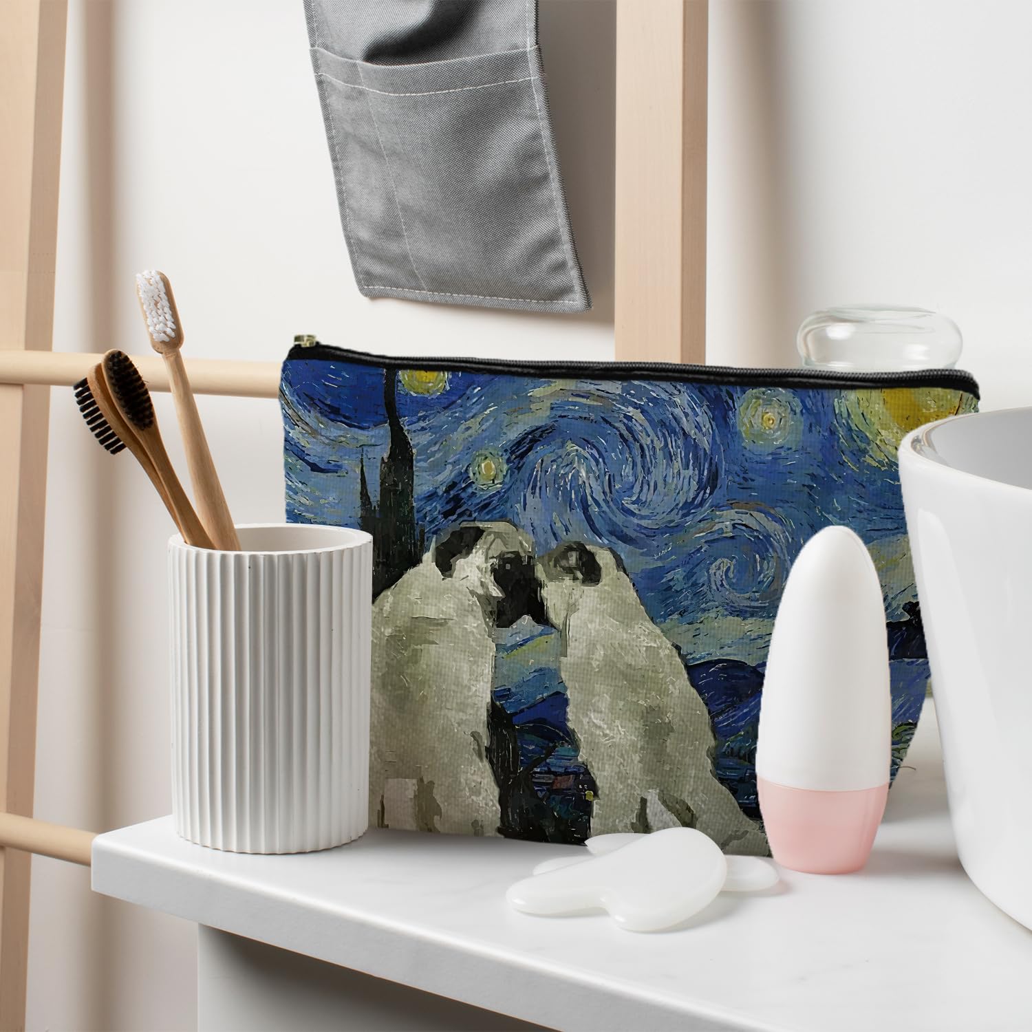 Starry Night Pug Makeup Bag | Cute Dog Cosmetic Pouch for Pug Lovers | Perfect Gift for Pug Moms & Dog Enthusiasts | Travel & Daily Makeup Organizer