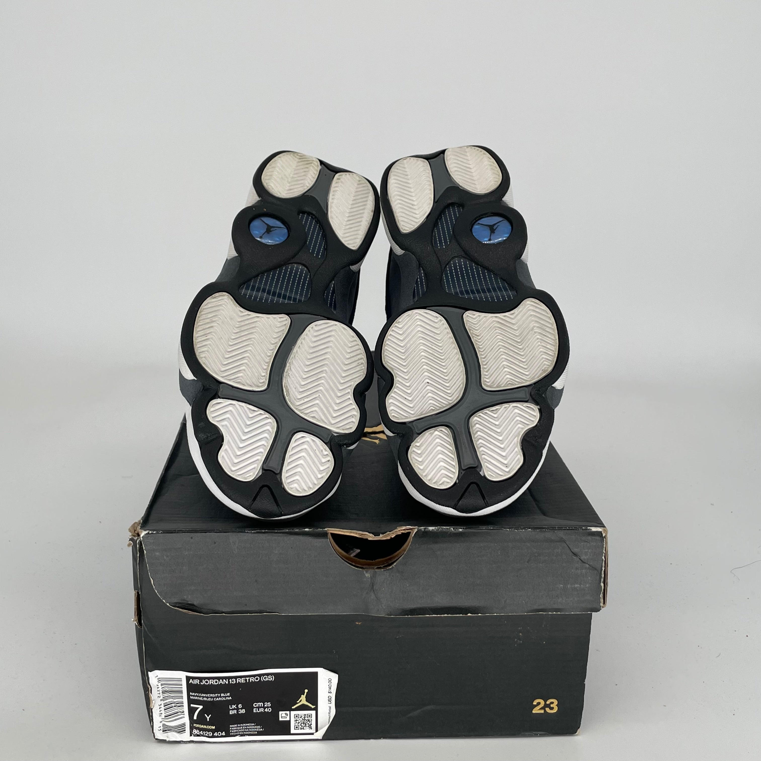 AIR JORDAN 13 Retro Flint Basketball Shoes - Size 7Y (884129-404) - Perfect for Streetwear & Court Performance