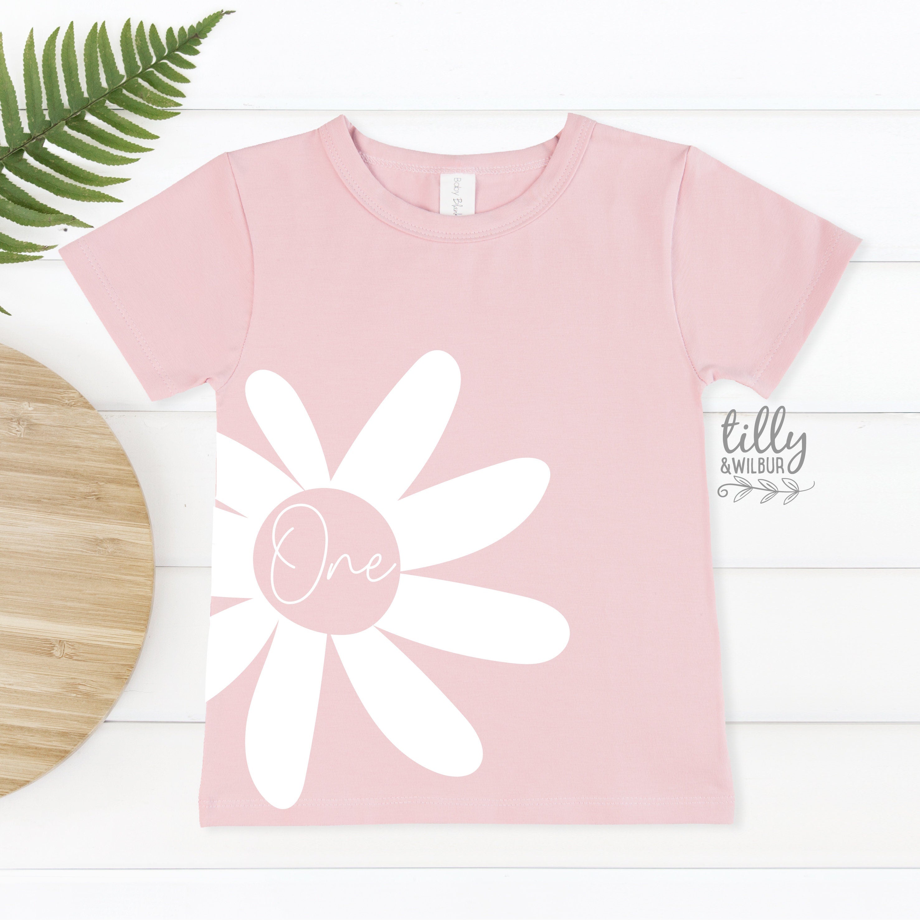 1st Birthday T-Shirt for Boys & Girls - Cute First Birthday Outfit - Perfect for Birthday Photos, Parties & Celebrations