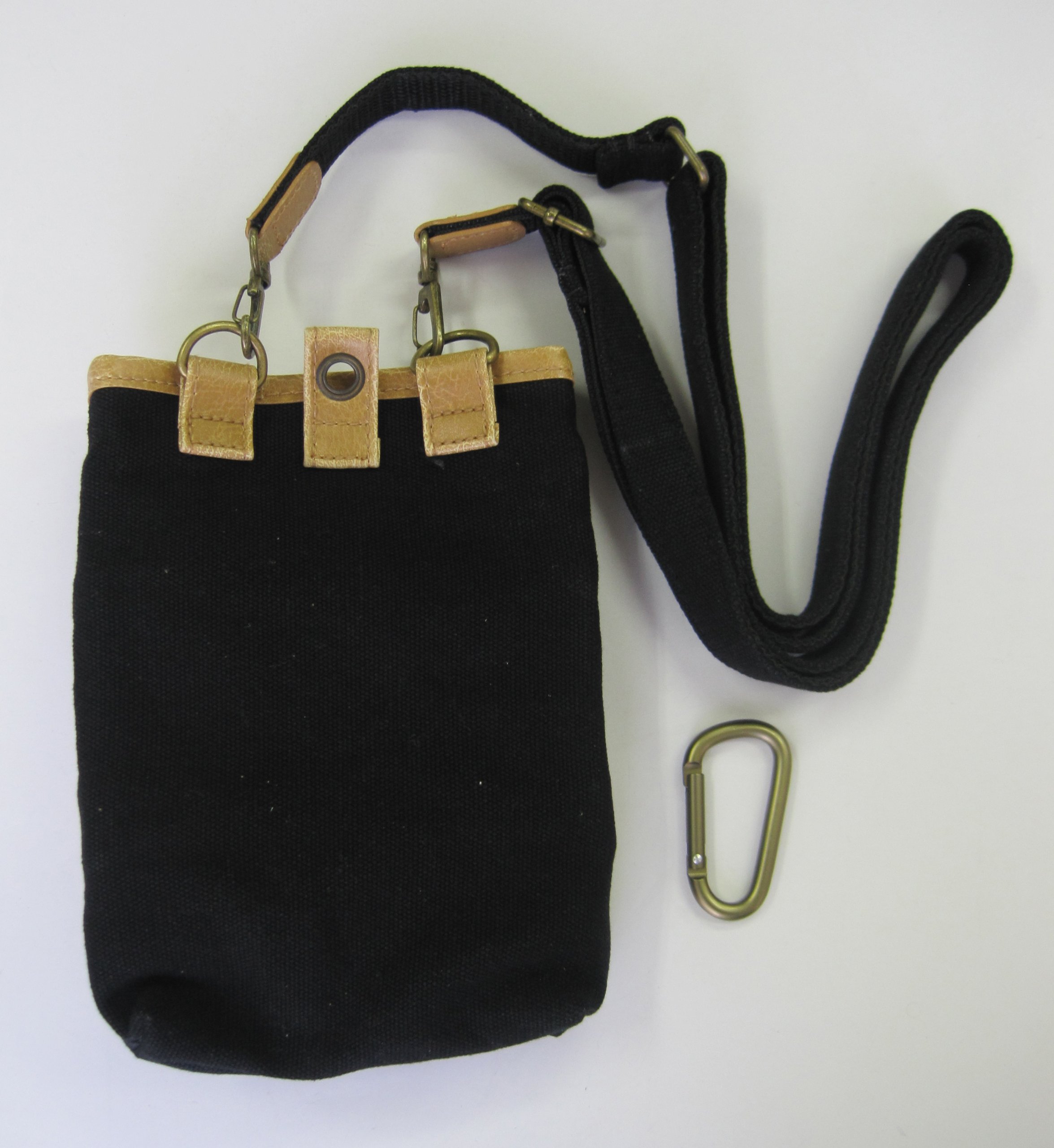 **Durable Black Gardening Tools Bag with Scissors & Saw - Waterproof Storage Case for Outdoor Planting, Landscaping & DIY Projects**