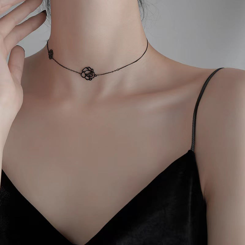 Gothic Black Camellia Rose Choker Necklace for Women - Elegant Victorian Style Gothic Jewelry for Halloween, Cosplay, and Evening Parties | P541