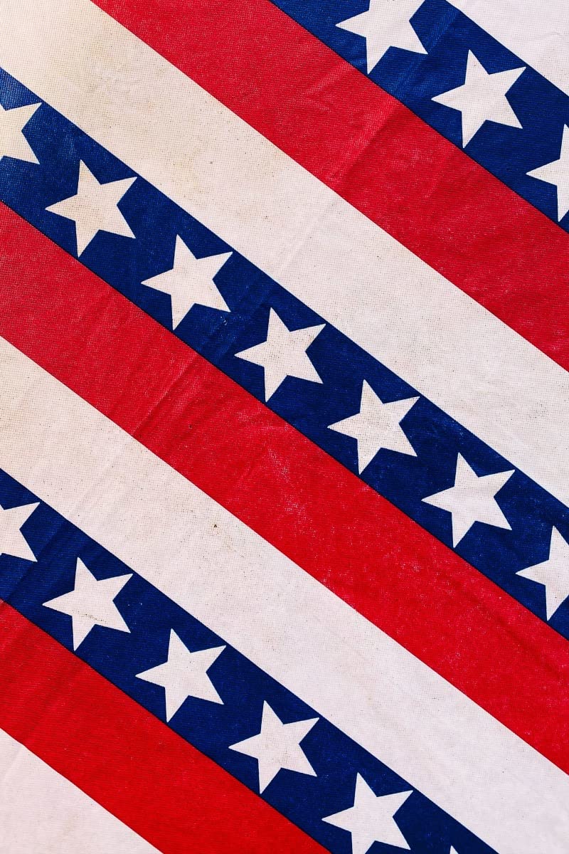 5x7ft American Flag Backdrop - Stars and Stripes Photography Background for Patriotic Events, National Flag Day, Portrait Studio, Party Decorations | Perfect for 4th of July, Veterans Day, and Patriotic Photo Shoots