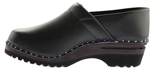 Comfortable Women's Clogs - Slip-Resistant & Lightweight Shoes for Nurses, Chefs & Healthcare Workers - Perfect for Work, Gardening & Indoor Use