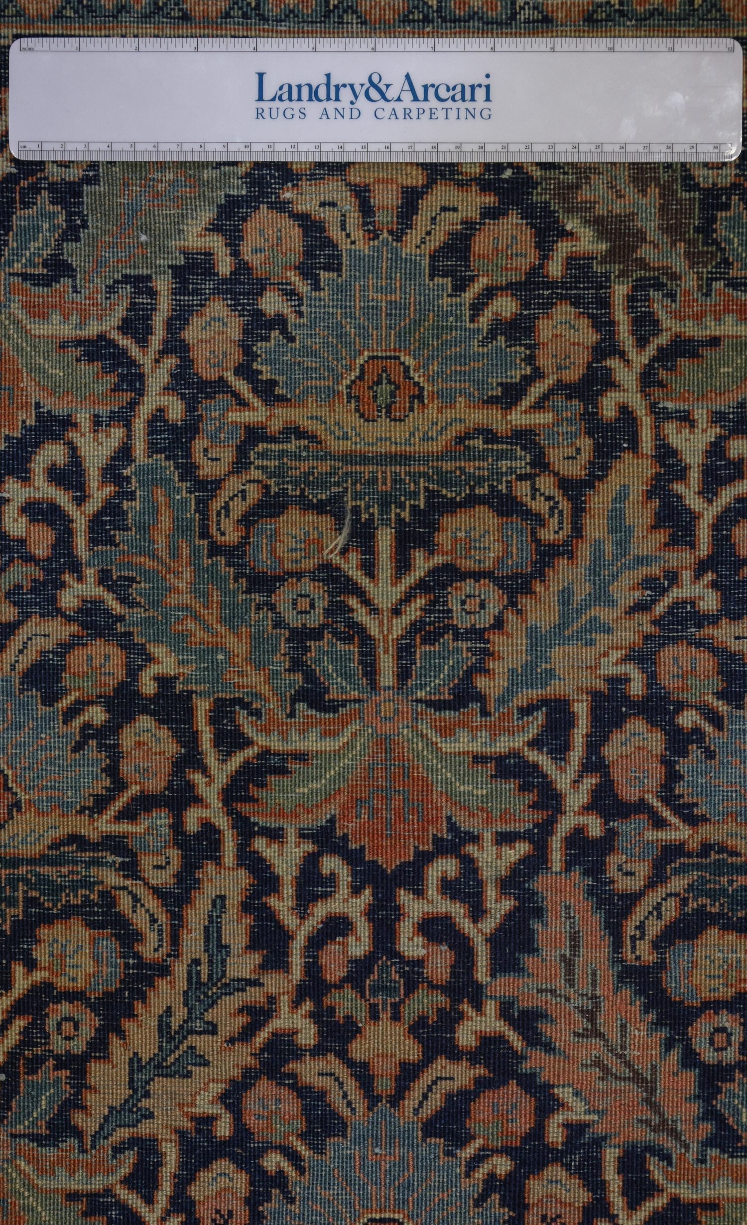 Handwoven Antique Tabriz Persian Rug - Traditional Oriental Carpet J69207 - Perfect for Living Room, Bedroom & Home Decor