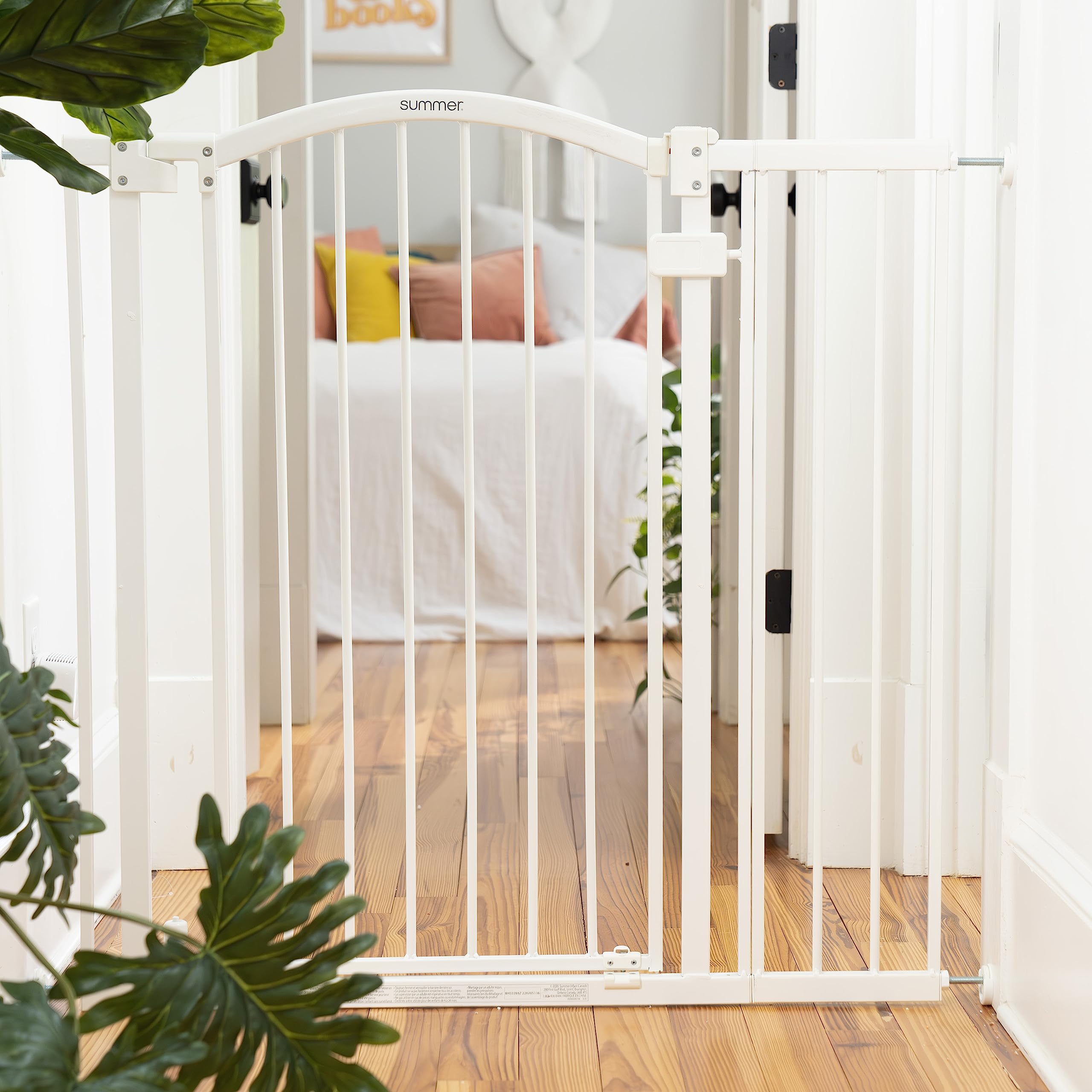 Summer Infant Extra Tall & Wide Safety Pet and Baby Gate - 29.5