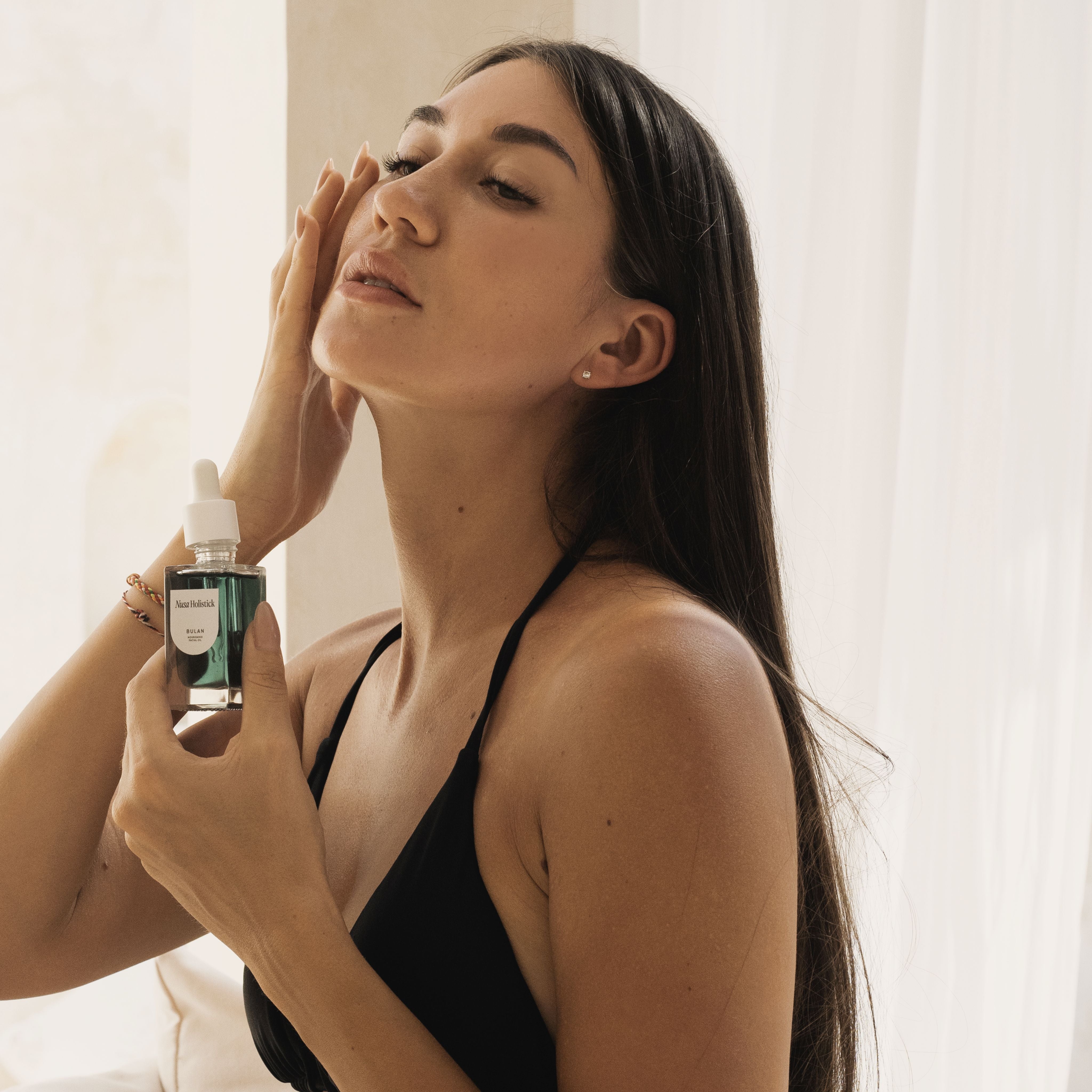 Bulan Nourishing Facial Oil - Organic Anti-Aging Face Oil with Vitamin E & Rosehip - Hydrate & Glow for Dry, Sensitive Skin | Perfect for Night Routine & Daily Skincare