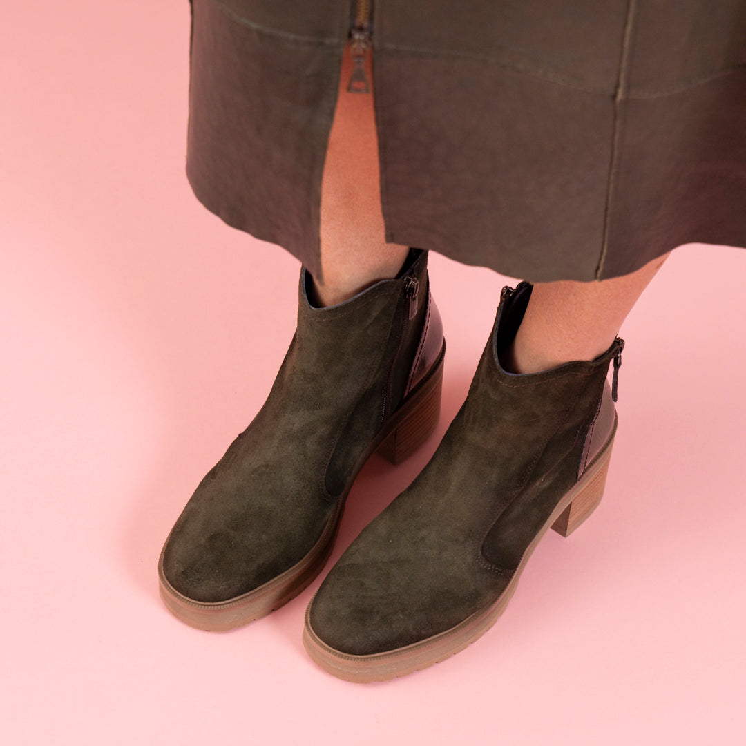 Sarah Dorking - Premium Comfort Shoes for Women | Stylish & Supportive Footwear for Work, Travel & Everyday Wear