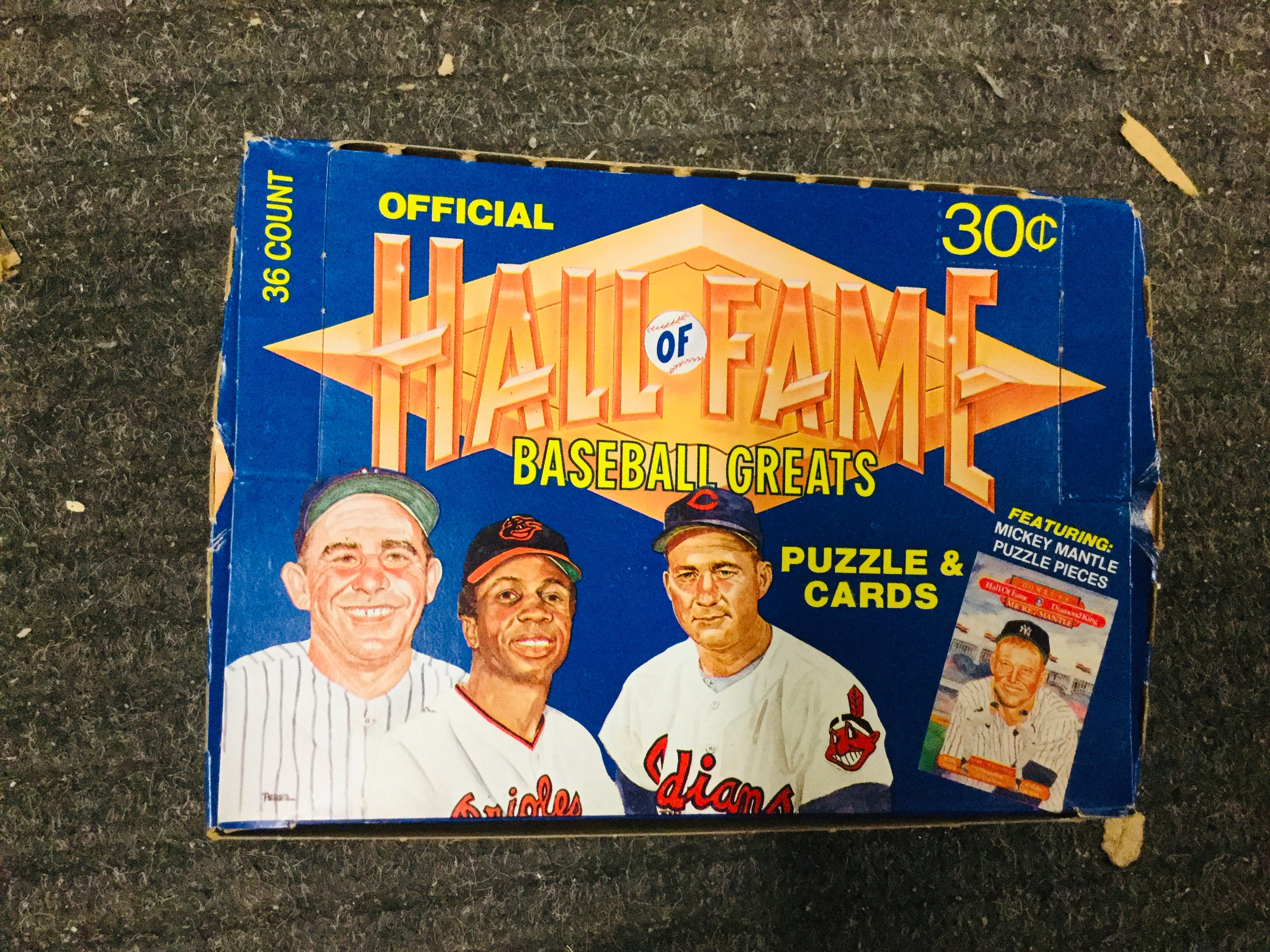 1981 Hall of Fame Baseball Cards Complete Box Set - Vintage Collectible Trading Cards for Sports Memorabilia Enthusiasts & Gift for Baseball Fans
