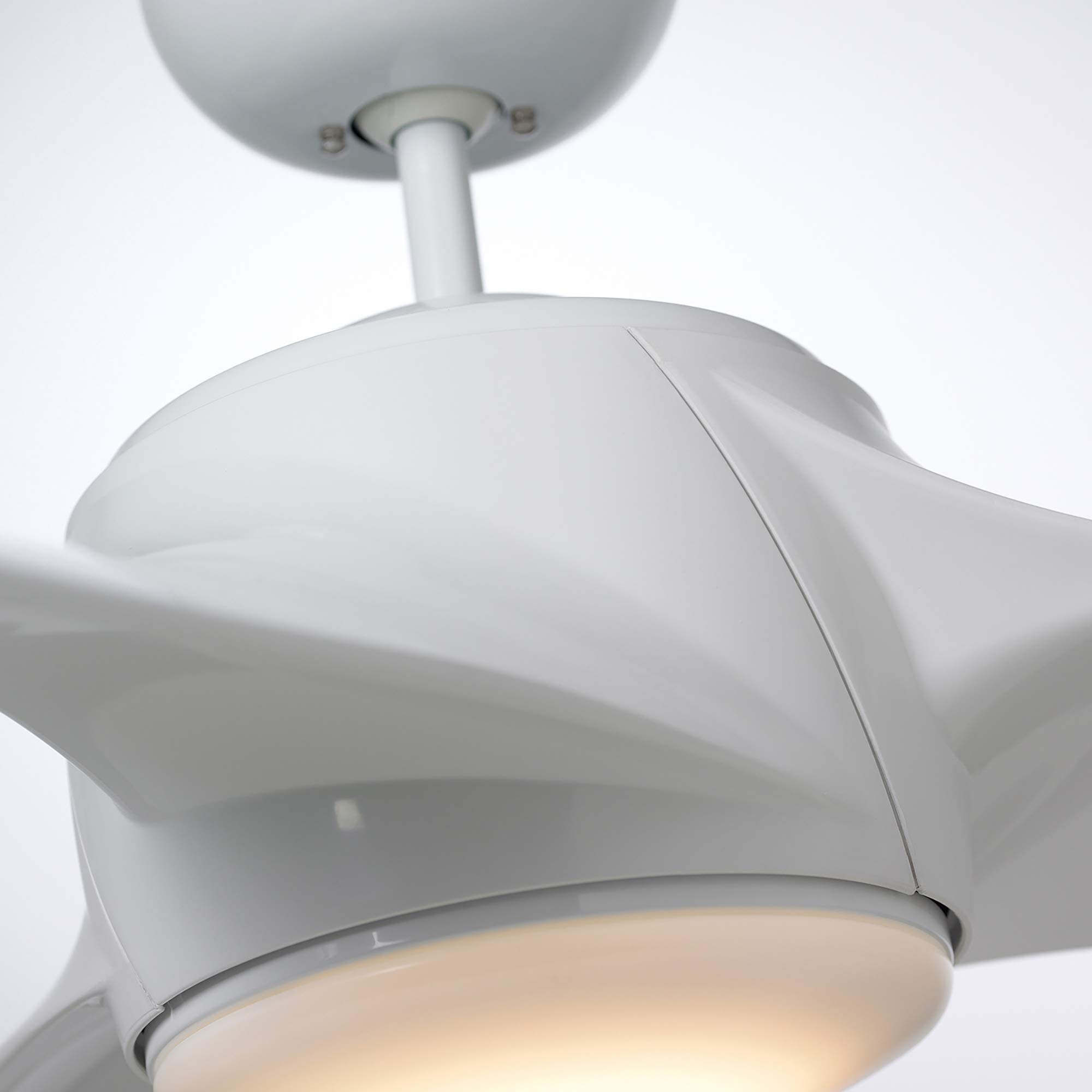 Luminance Kathy Ireland HOME Luray 60-Inch Eco-Friendly Large Ceiling Fan with Dimmable LED Light | Premium DC Motor & Wall Control | Contemporary 3-Blade Design | Indoor/Outdoor Damp Rated (White) – Perfect for Living Rooms, Bedrooms, and Covered Patios