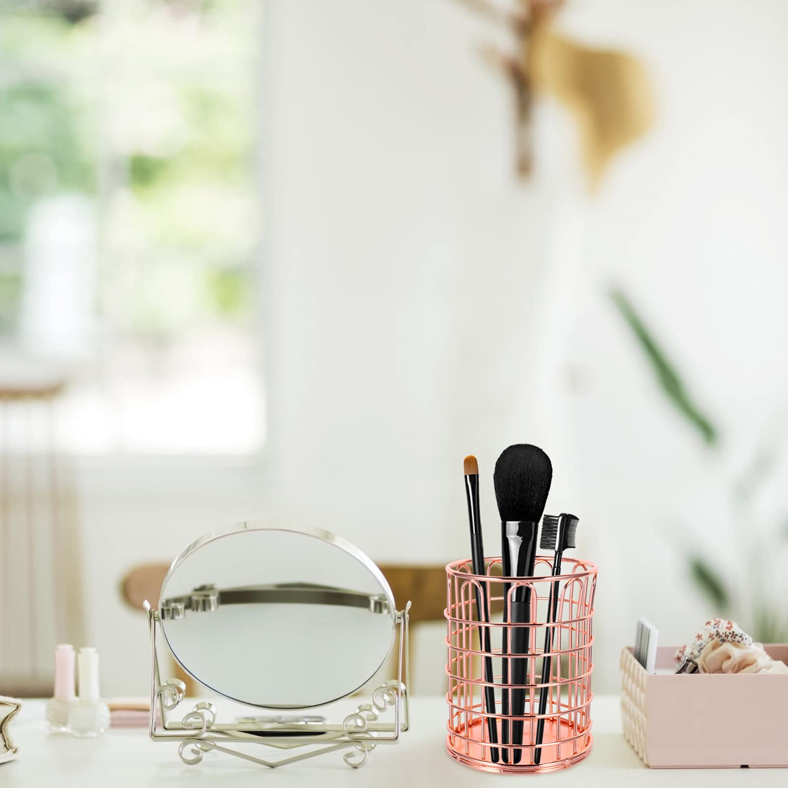 Lurrose 2-Pack Gold Metal Makeup Brush Holder & Desk Organizer - Cosmetic Brush Storage, Pen Pencil Cup, Eyeliner Organizer for Office Desk, Vanity Table & Home Decor (Stylish & Functional)