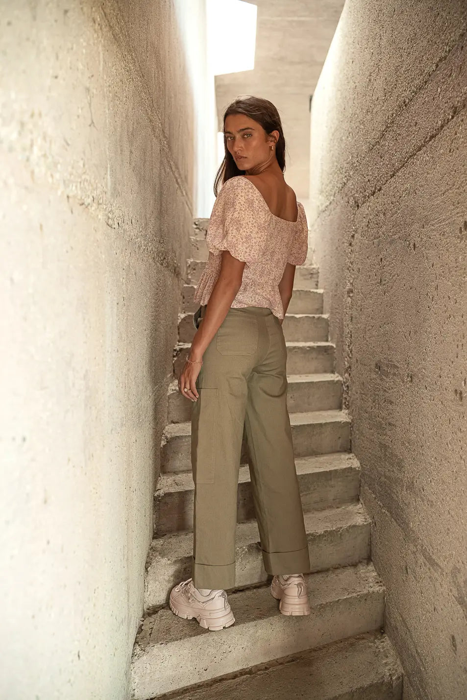 Kienna Olive Cargo Pants for Men & Women - Durable Military Style Tactical Pants with Multiple Pockets - Perfect for Hiking, Outdoor Adventures & Casual Wear