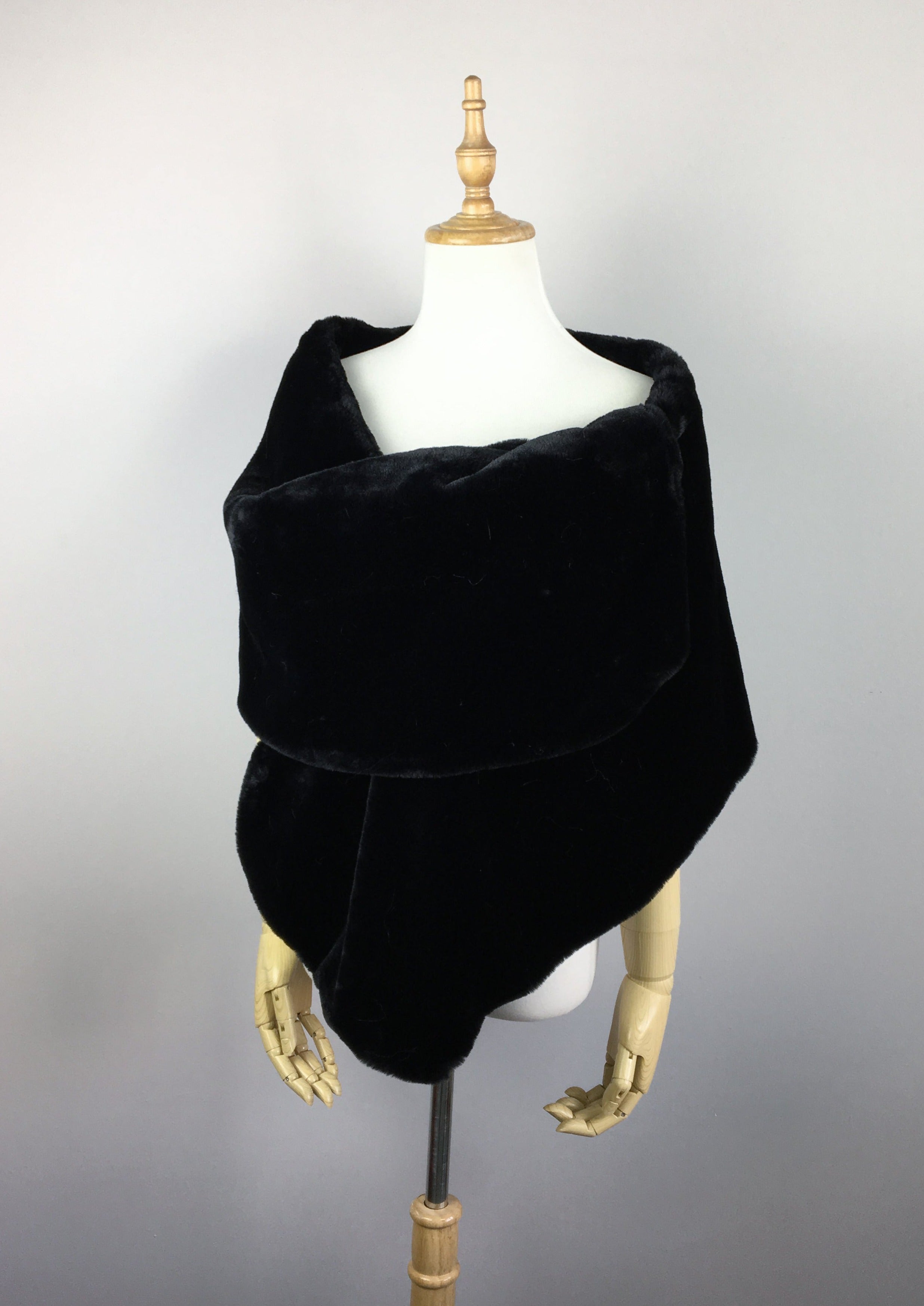 Black Double-Sided Fur Shawl - Soft & Luxurious Wrap for Women (Jenny Blk05) | Perfect for Winter Fashion, Evening Parties & Special Occasions