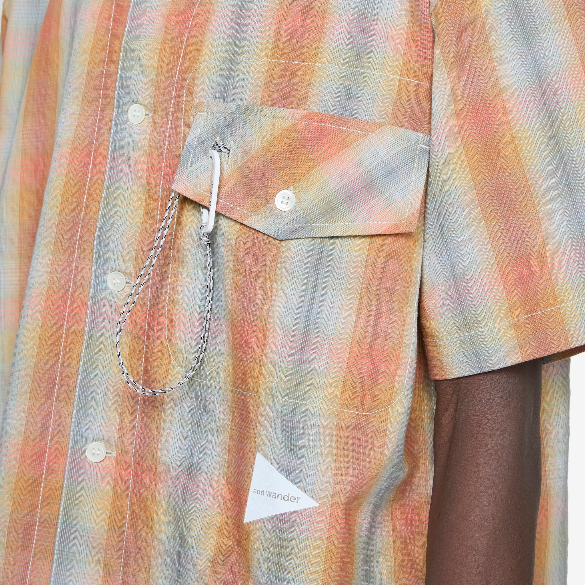 Breathable Quick-Dry Checkered Short Sleeve Shirt for Men - Comfortable Casual Summer Wear in Vibrant Orange | Perfect for Outdoor Activities, Travel & Beach Vacations
