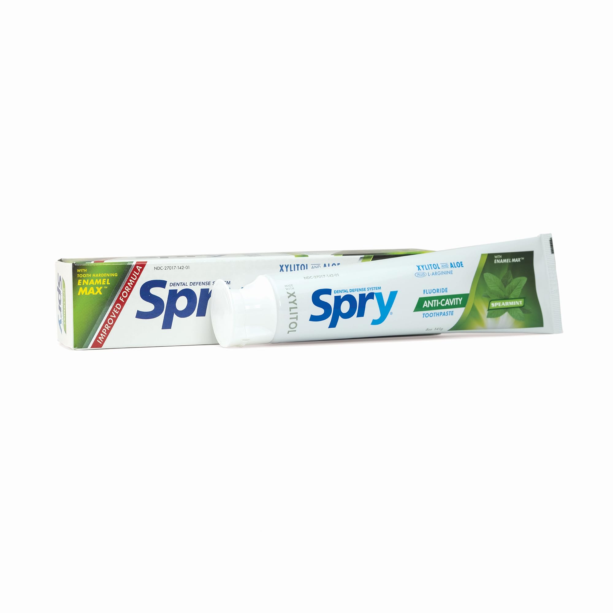 Spry Xylitol Fluoride Toothpaste 5oz for Adults & Kids - Natural Teeth Whitening, Breath Freshening & Mouth Moisturizing with Spearmint Flavor (Pack of 1) | Ideal for Daily Oral Care, Family Use & Travel Essentials