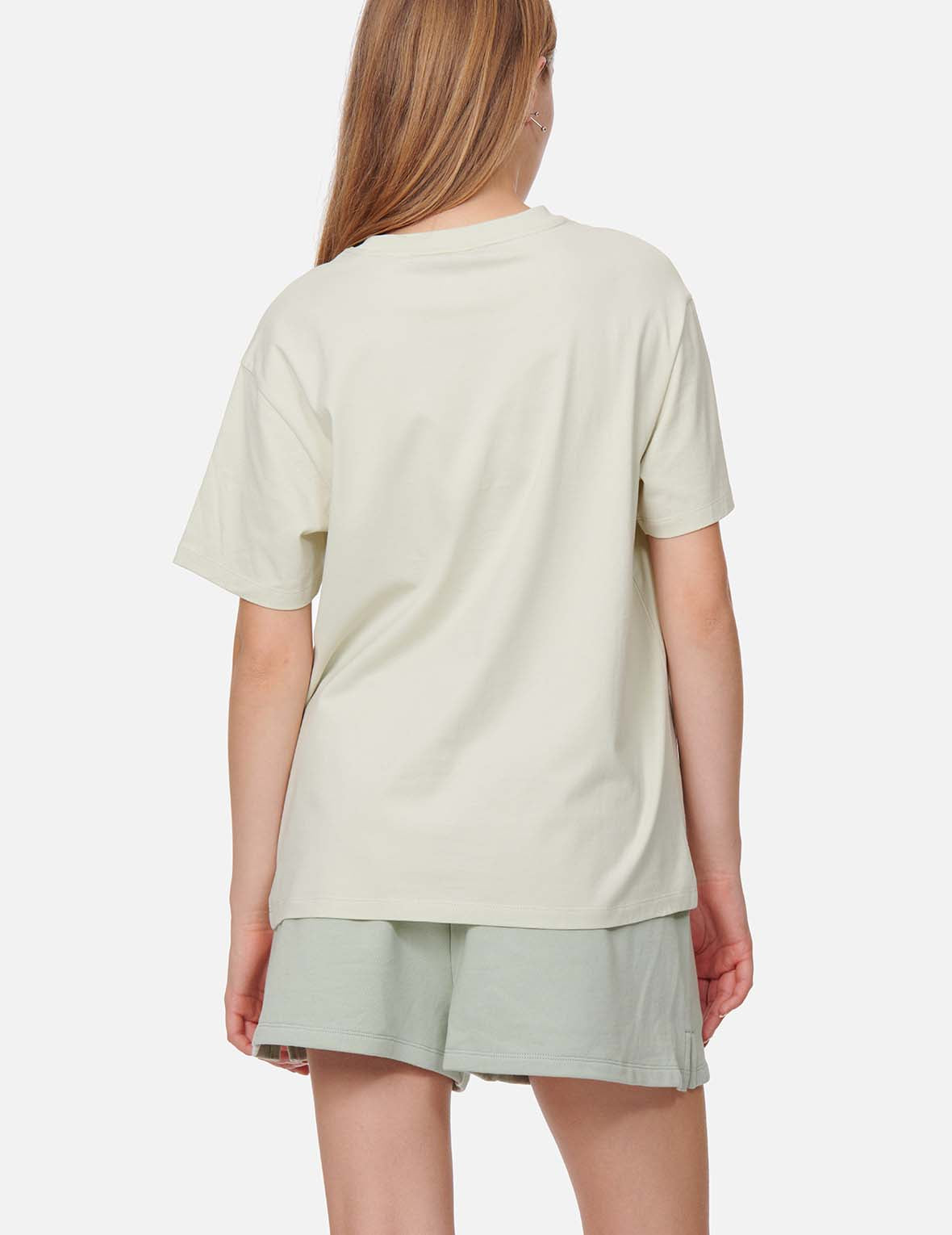 Crinkled Box Logo Print T-Shirt for Men & Women - Vintage Graphic Tee for Casual Wear, Street Style & Everyday Outfits