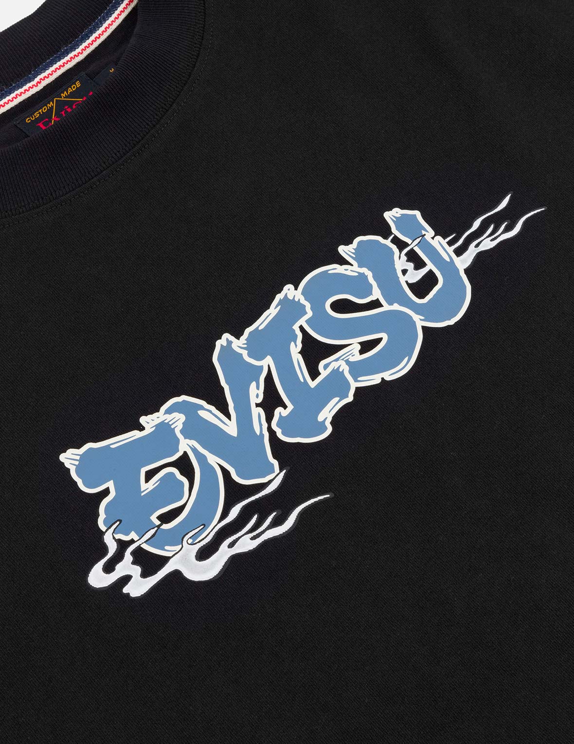 Logo and Ninja Daruma Daicock Print Loose Fit T-Shirt for Men - Comfortable Casual Streetwear Tee for Everyday Wear, Anime Fans & Japanese Culture Enthusiasts