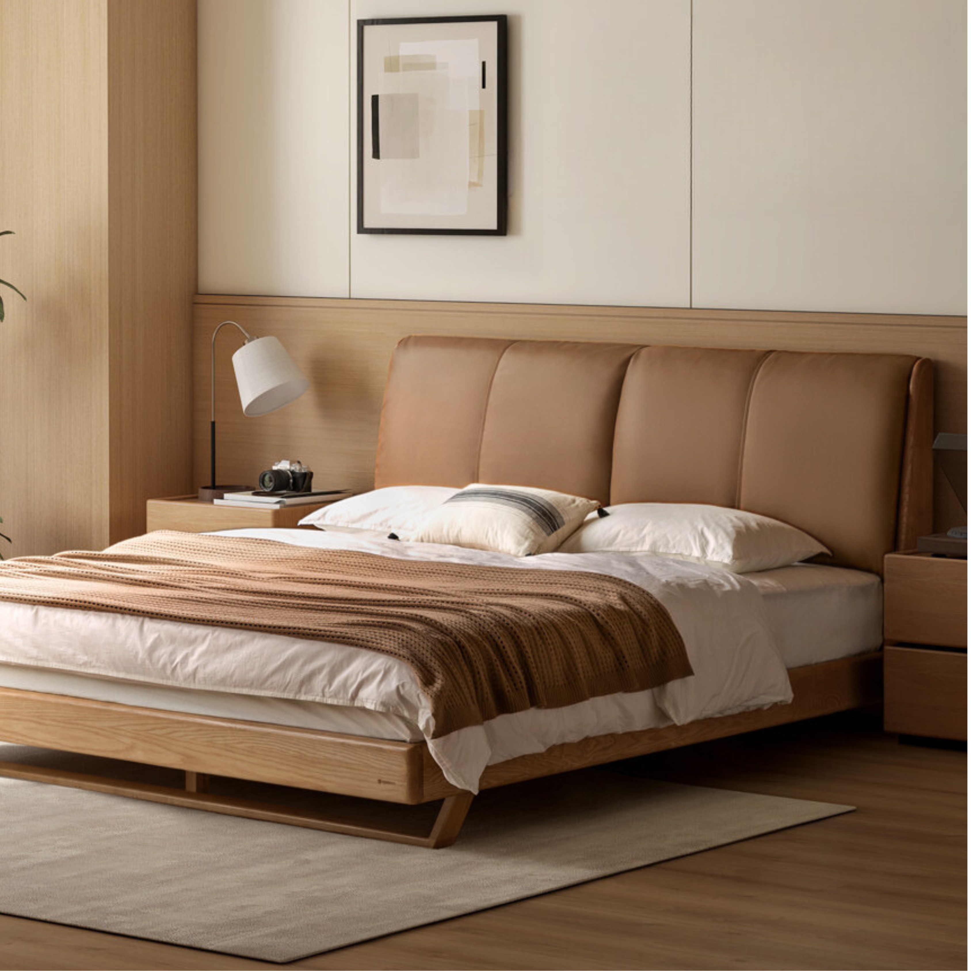 Italian Light Luxury Solid Wood Bed in Oak & Ash with Genuine Leather Upholstery - Perfect for Master Bedrooms, Guest Rooms & Modern Home Decor